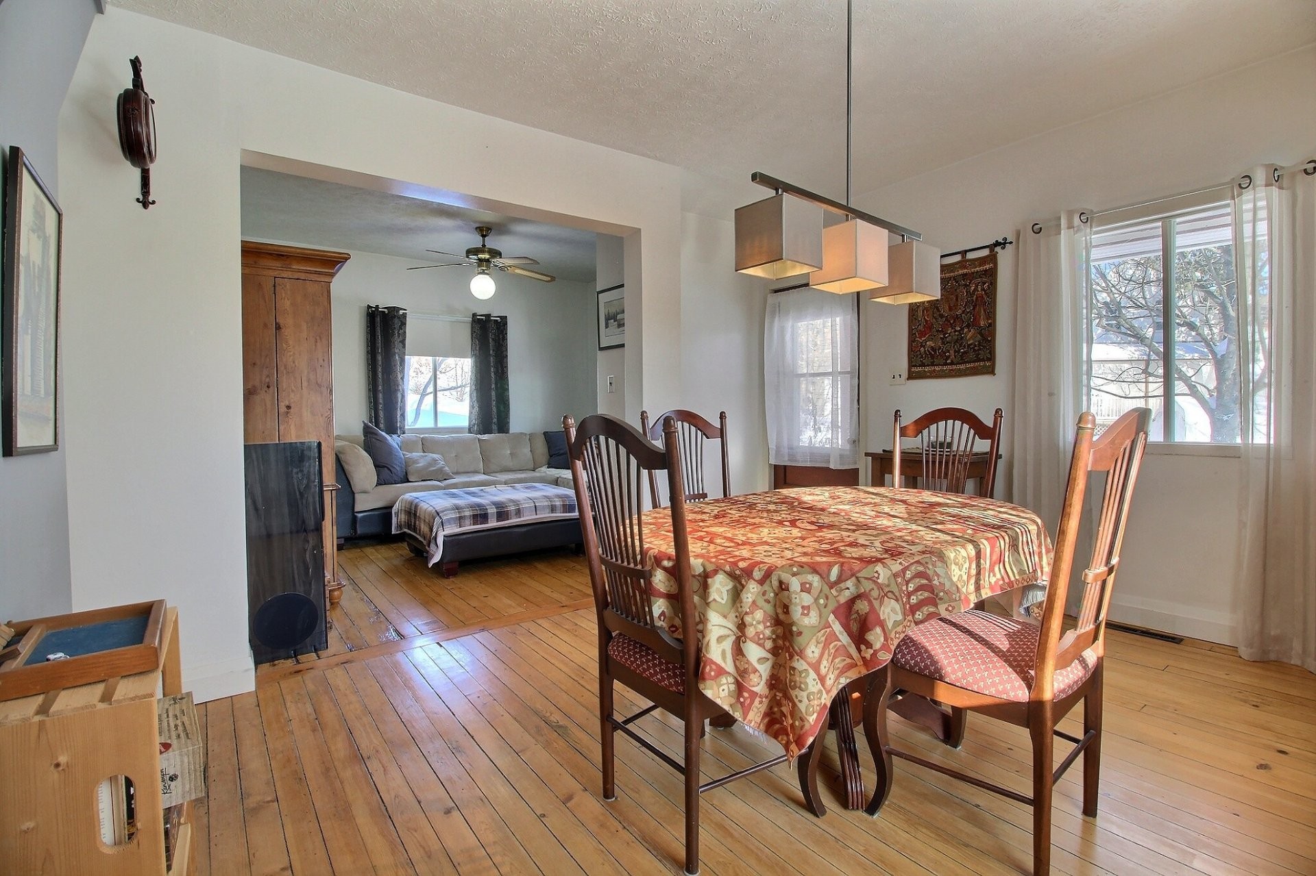 









3


Rue Vertu

,
Windsor,




QC
J1S1N4

