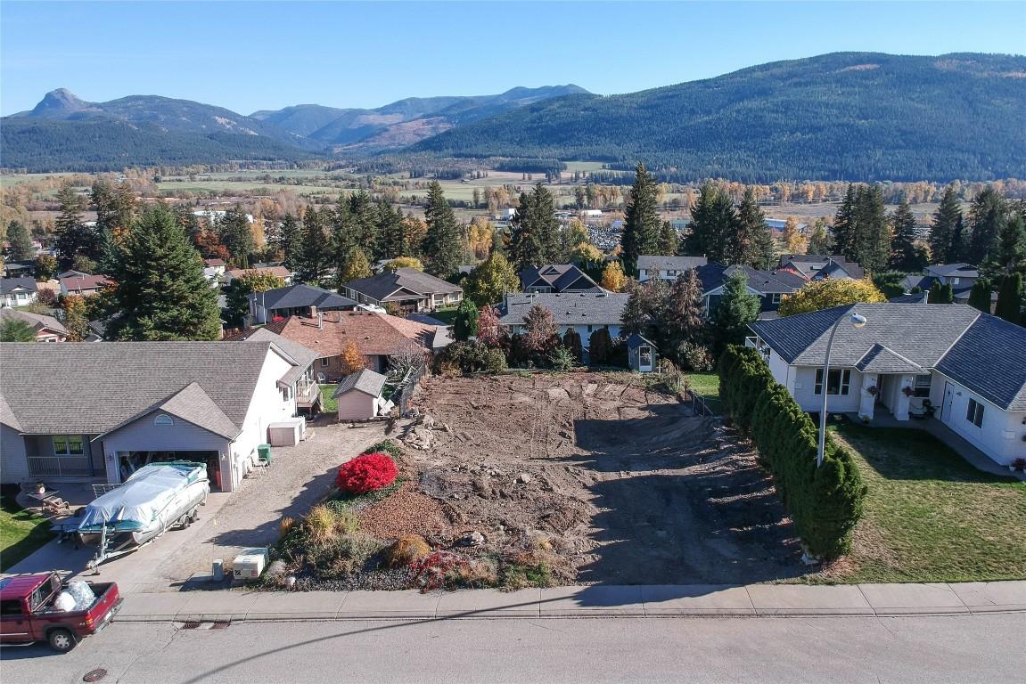 









2023


Mountain View

Avenue,
Lumby,







BC
V0E 2G0

