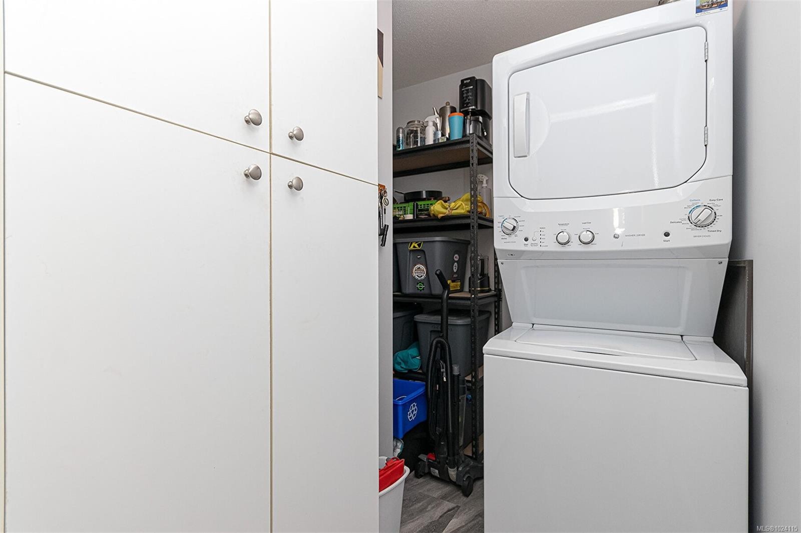 









651


Jolly

Pl, 206,
Saanich,




BC
V8N 1J4

