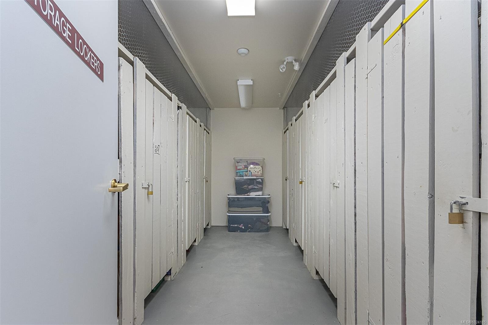 









651


Jolly

Pl, 206,
Saanich,




BC
V8N 1J4

