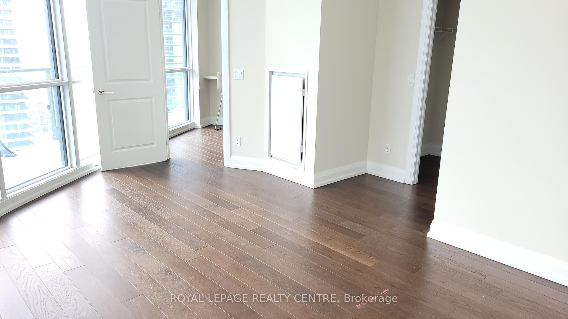 









59


Annie Craig

Drive, 3802,
Toronto,




ON
M8V 0C4

