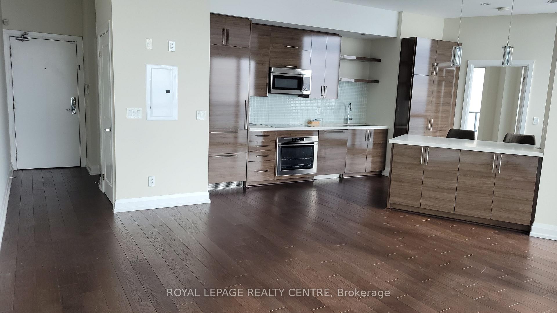 









59


Annie Craig

Drive, 3802,
Toronto,




ON
M8V 0C4

