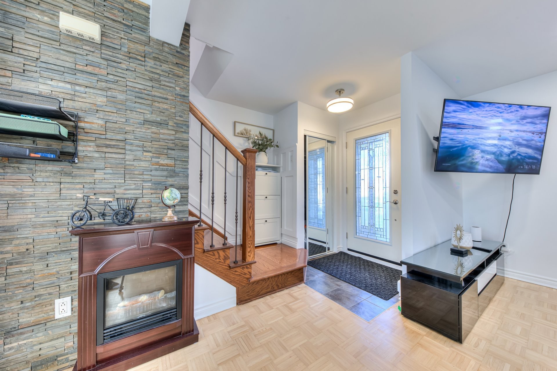 









3006


Rue Demers

,
Mascouche,




QC
J7K3E1

