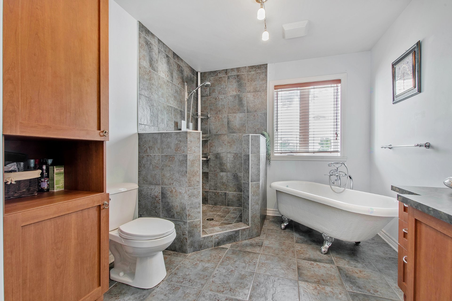 









1452


Rue St-Malo

,
Mascouche,




QC
J7K0C4

