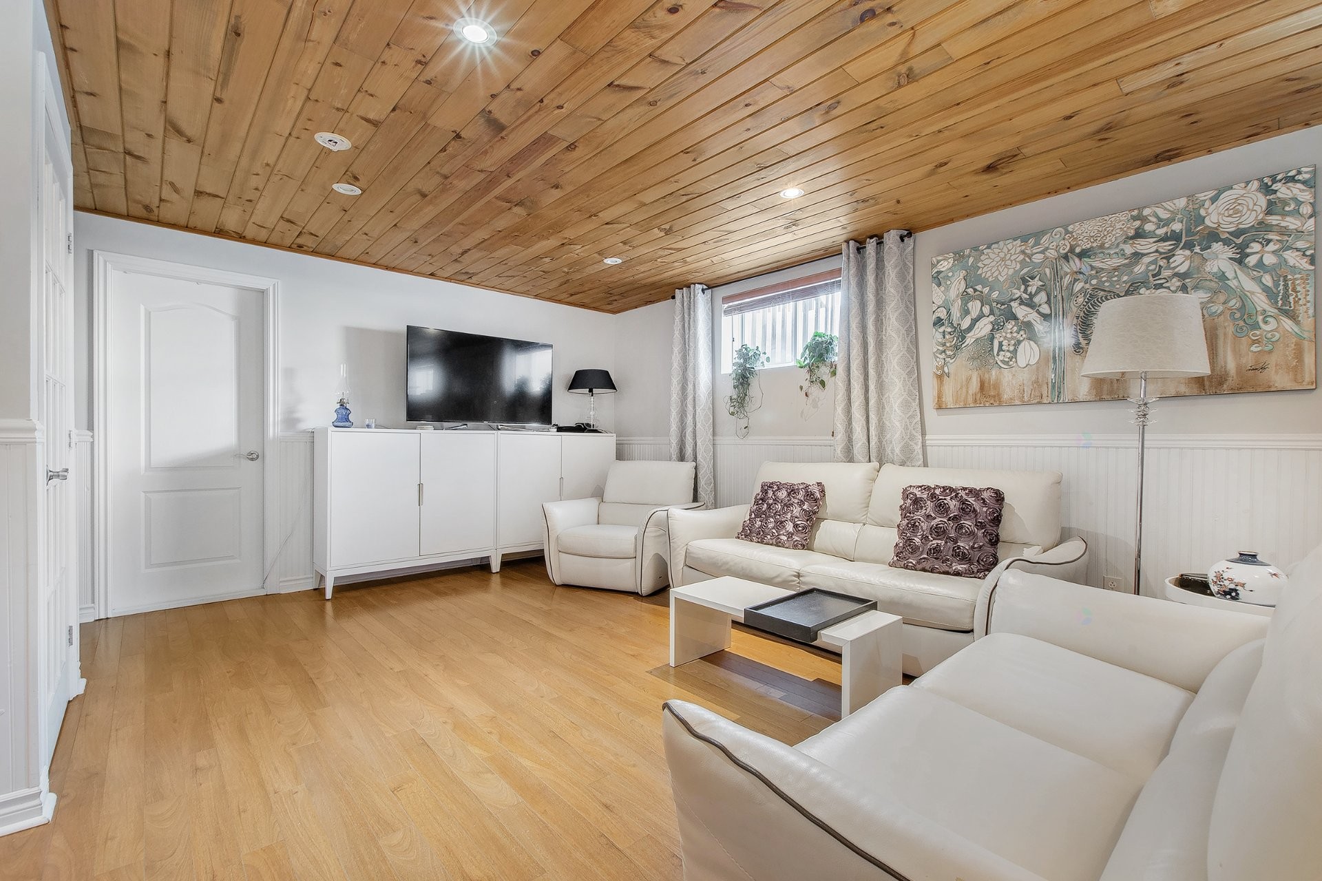 









1452


Rue St-Malo

,
Mascouche,




QC
J7K0C4

