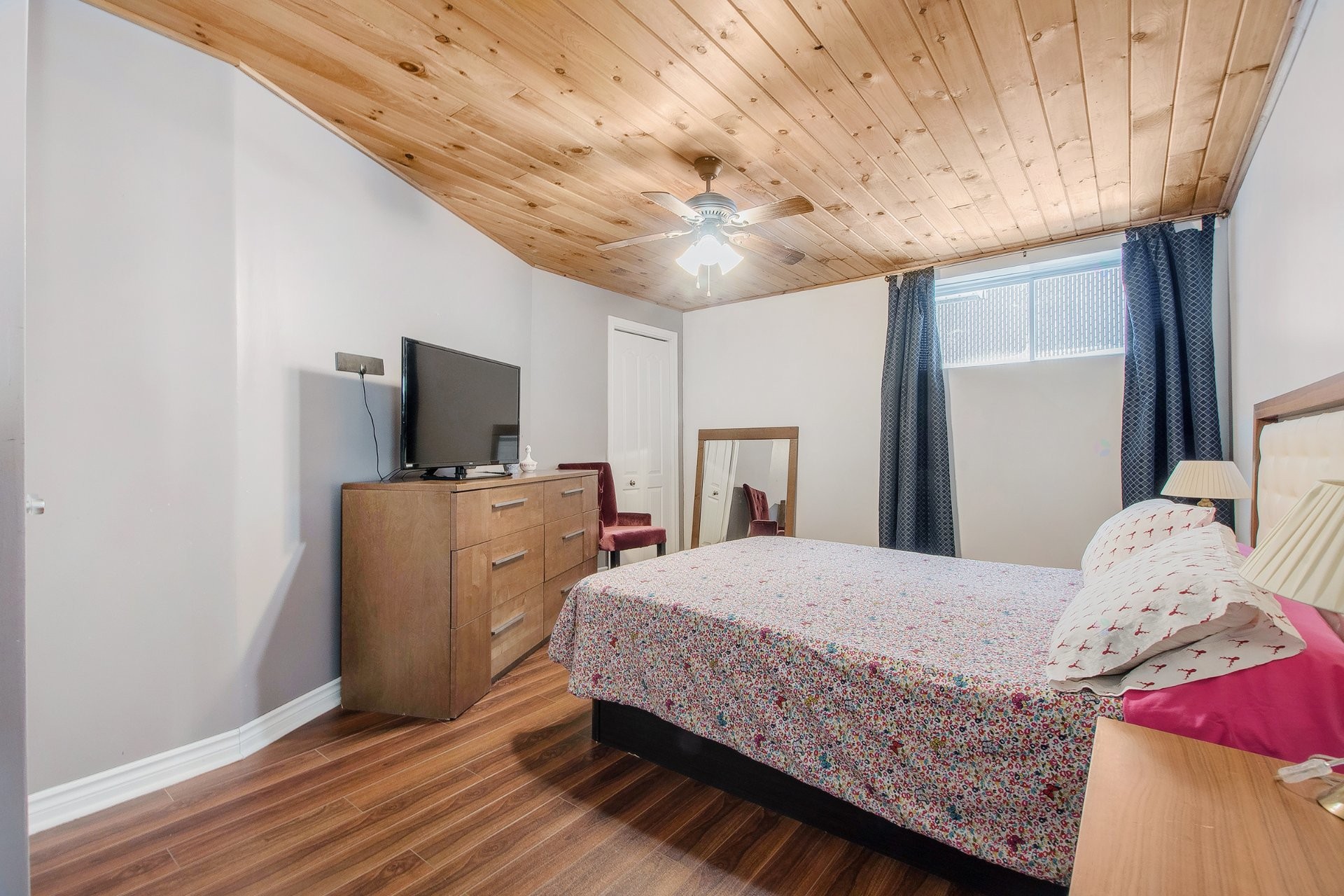 









1452


Rue St-Malo

,
Mascouche,




QC
J7K0C4

