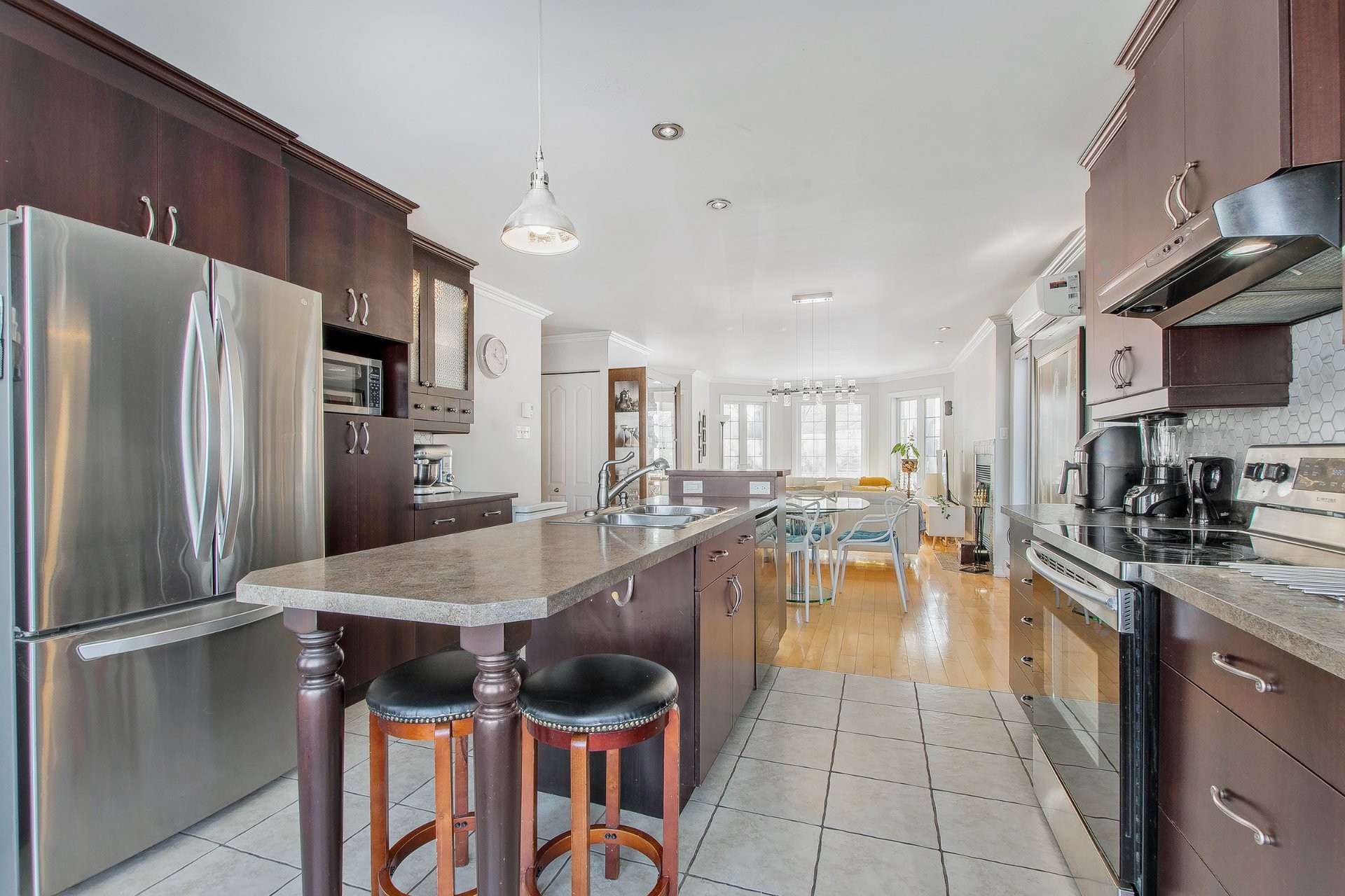 









1452


Rue St-Malo

,
Mascouche,




QC
J7K0C4

