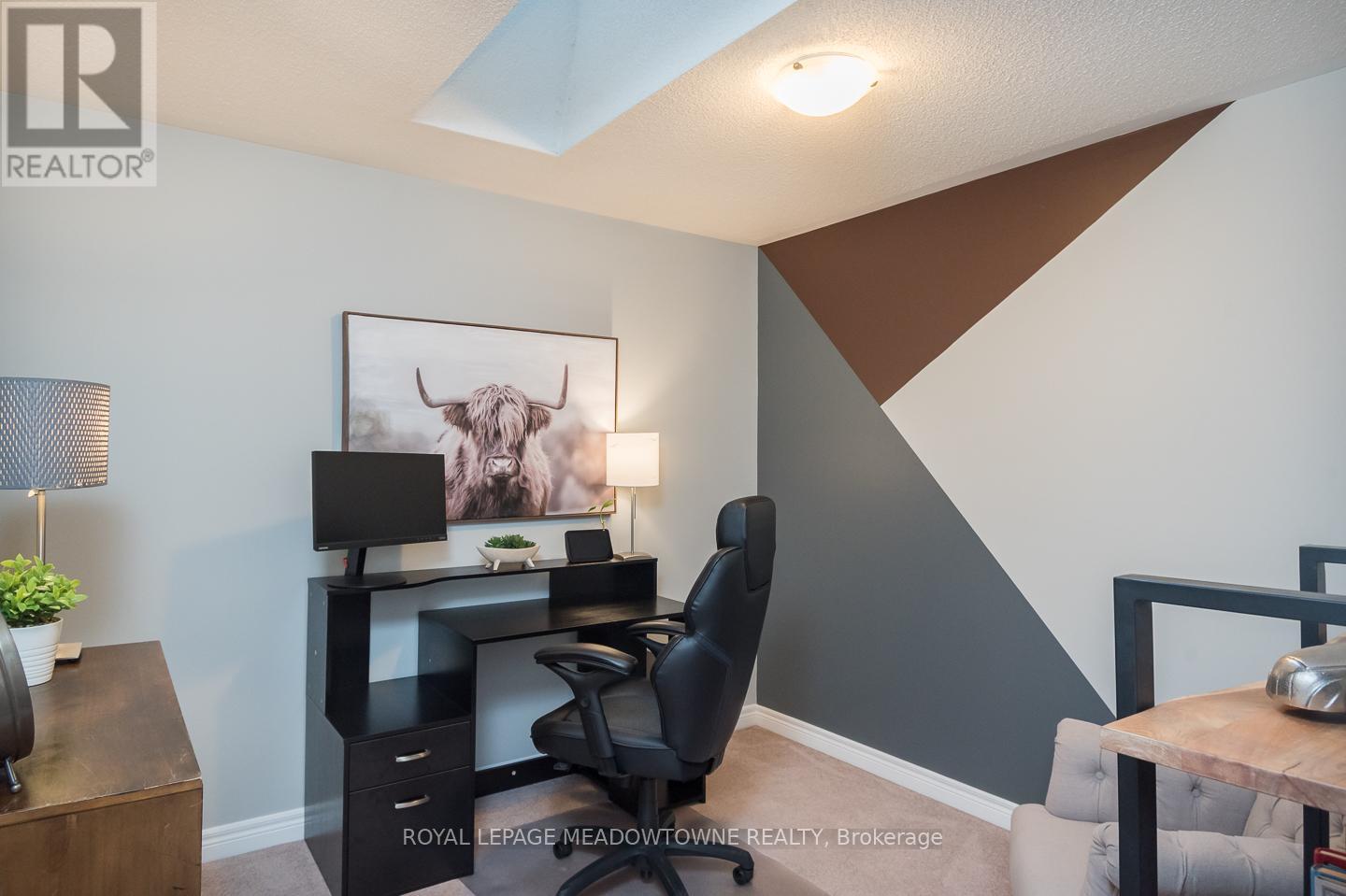 












843 MILTONBROOK CRESCENT

,
Milton,




Ontario
L9T8N2

