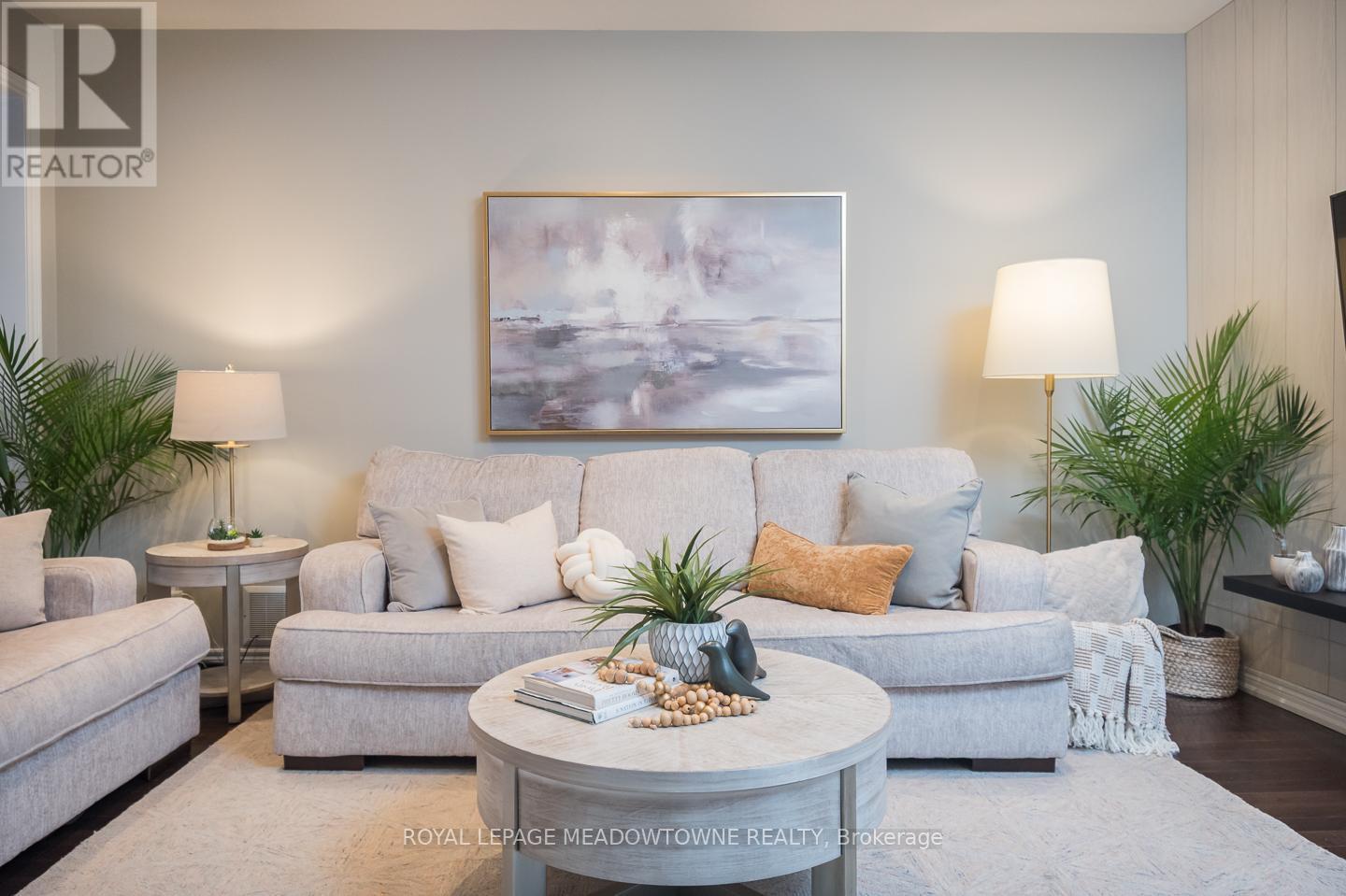 












843 MILTONBROOK CRESCENT

,
Milton,




Ontario
L9T8N2

