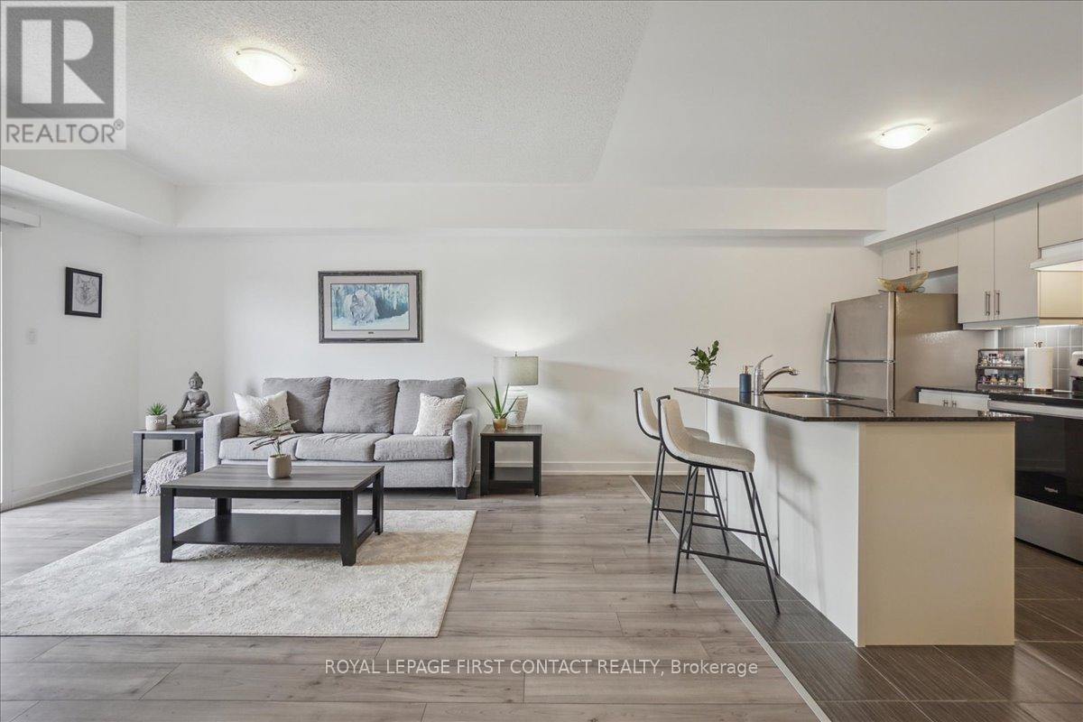 












213 - 4 SPICE WAY

,
Barrie,




Ontario
L9J0M2

