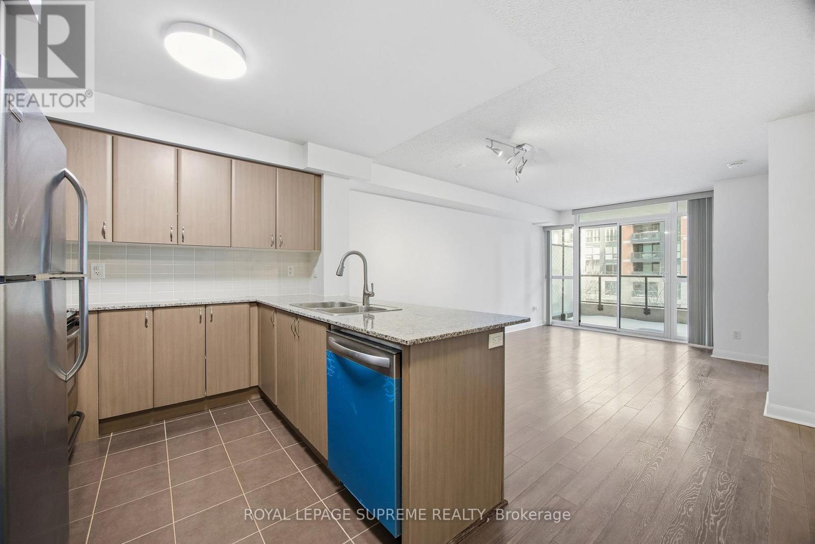 












358 - 525 WILSON AVENUE

,
Toronto,




Ontario
M3H0A7

