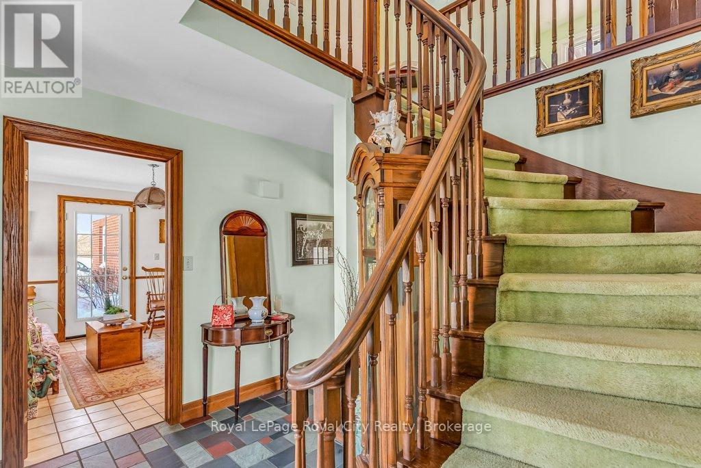 












5502 FIFTH LINE

,
Guelph/Eramosa,




Ontario
N0B2K0

