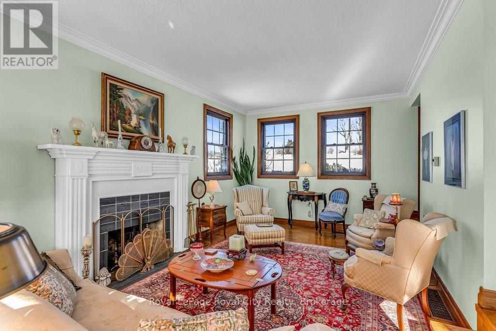 












5502 FIFTH LINE

,
Guelph/Eramosa,




Ontario
N0B2K0

