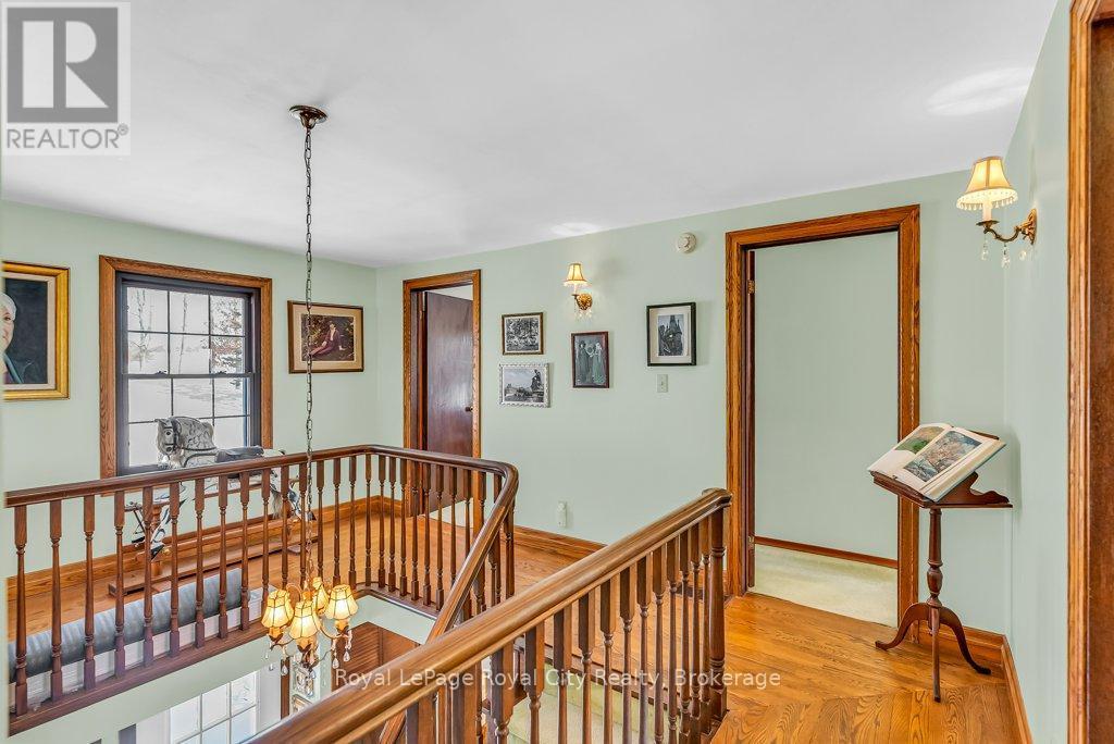 












5502 FIFTH LINE

,
Guelph/Eramosa,




Ontario
N0B2K0

