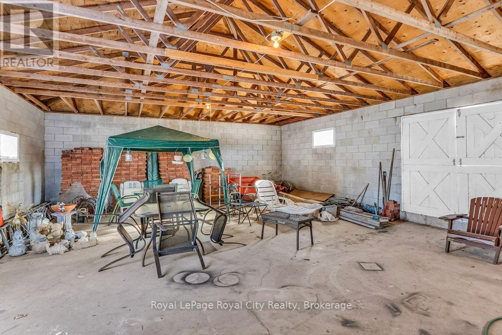 












5502 FIFTH LINE

,
Guelph/Eramosa,




Ontario
N0B2K0

