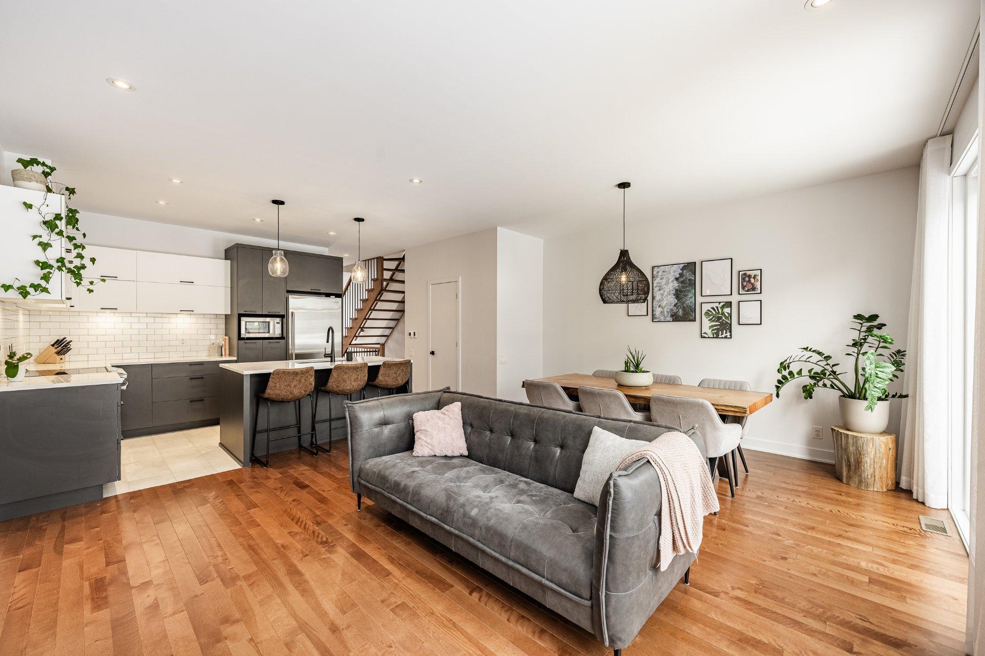 









10


Place Boulay

,
Saint-Basile-le-Grand,




QC
J3N0C6

