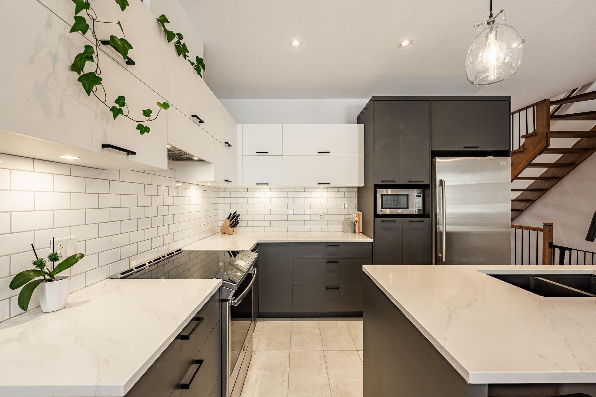 









10


Place Boulay

,
Saint-Basile-le-Grand,




QC
J3N0C6

