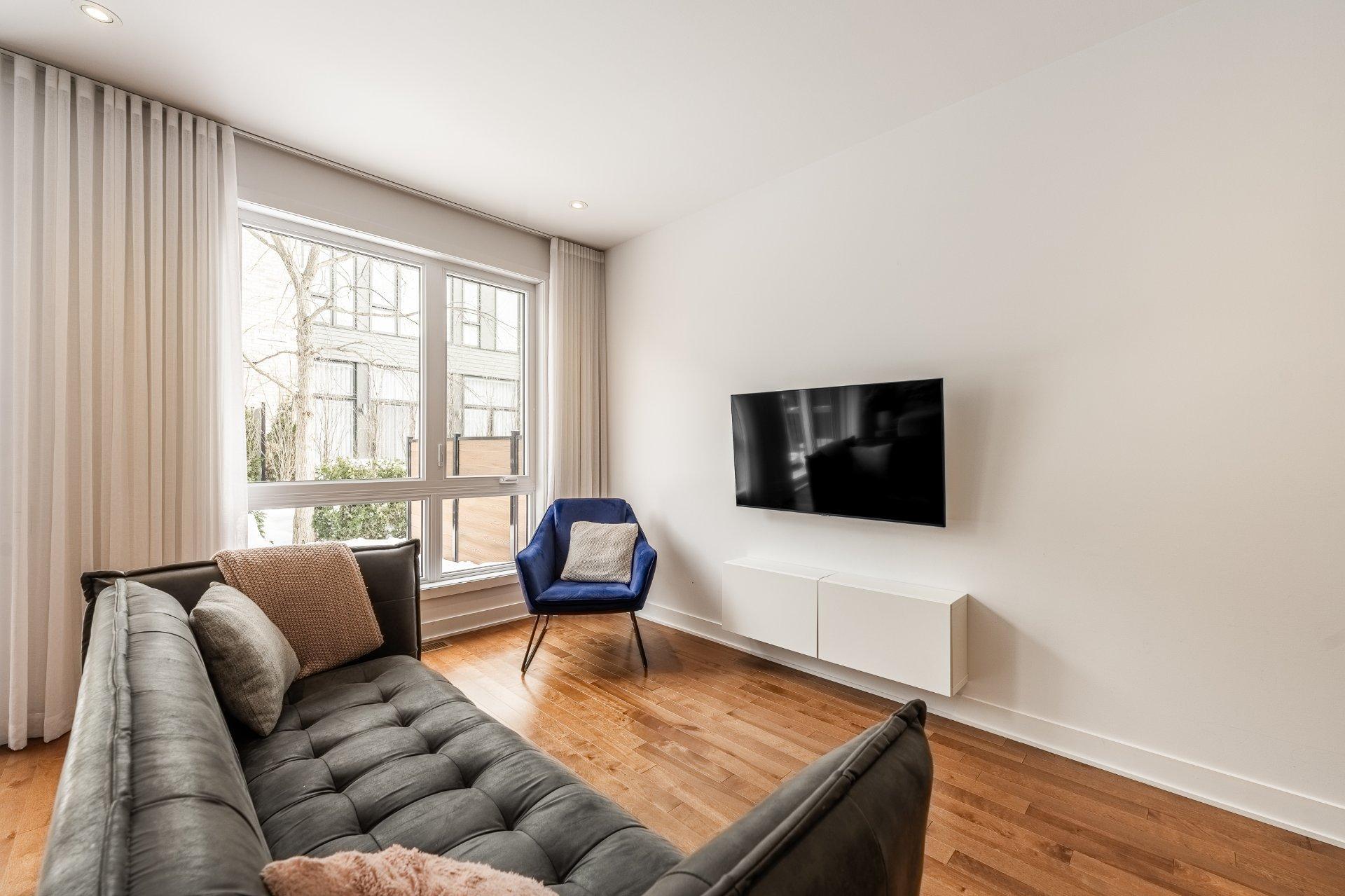 









10


Place Boulay

,
Saint-Basile-le-Grand,




QC
J3N0C6

