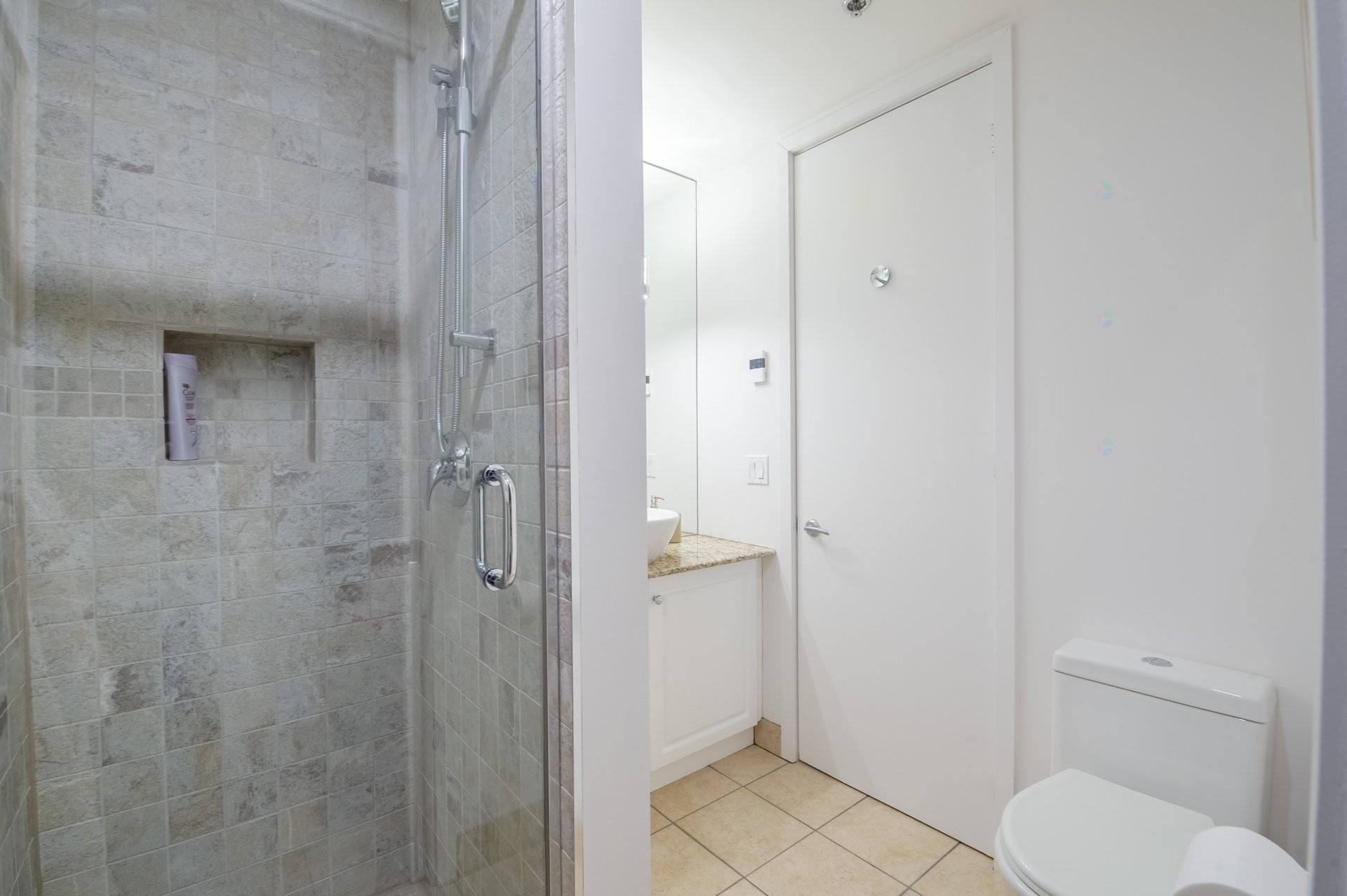 









38


Rue McGill

, 74,
Montréal (Ville-Marie),




QC
H2Y4B5

