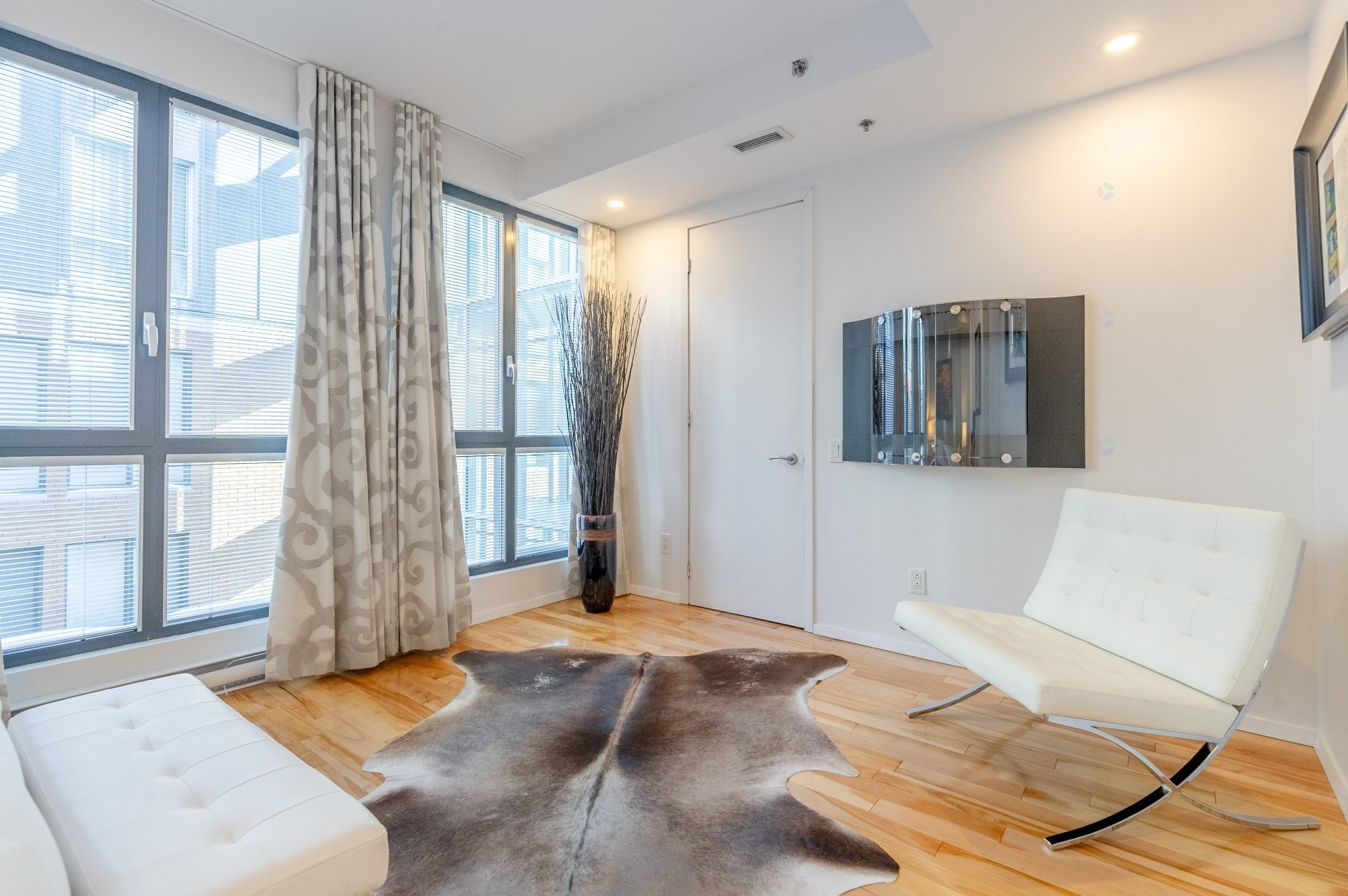 









38


Rue McGill

, 74,
Montréal (Ville-Marie),




QC
H2Y4B5

