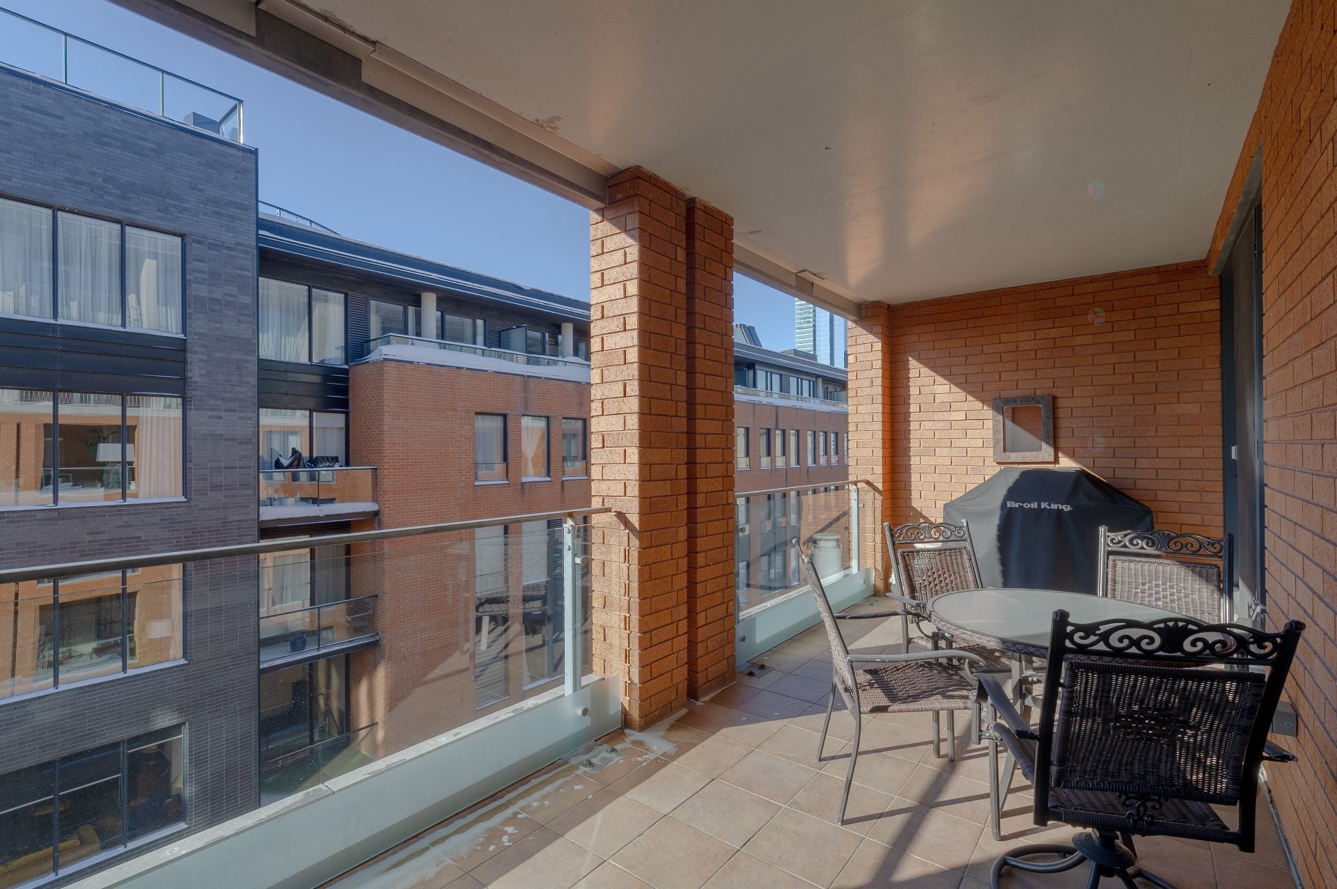 









38


Rue McGill

, 74,
Montréal (Ville-Marie),




QC
H2Y4B5

