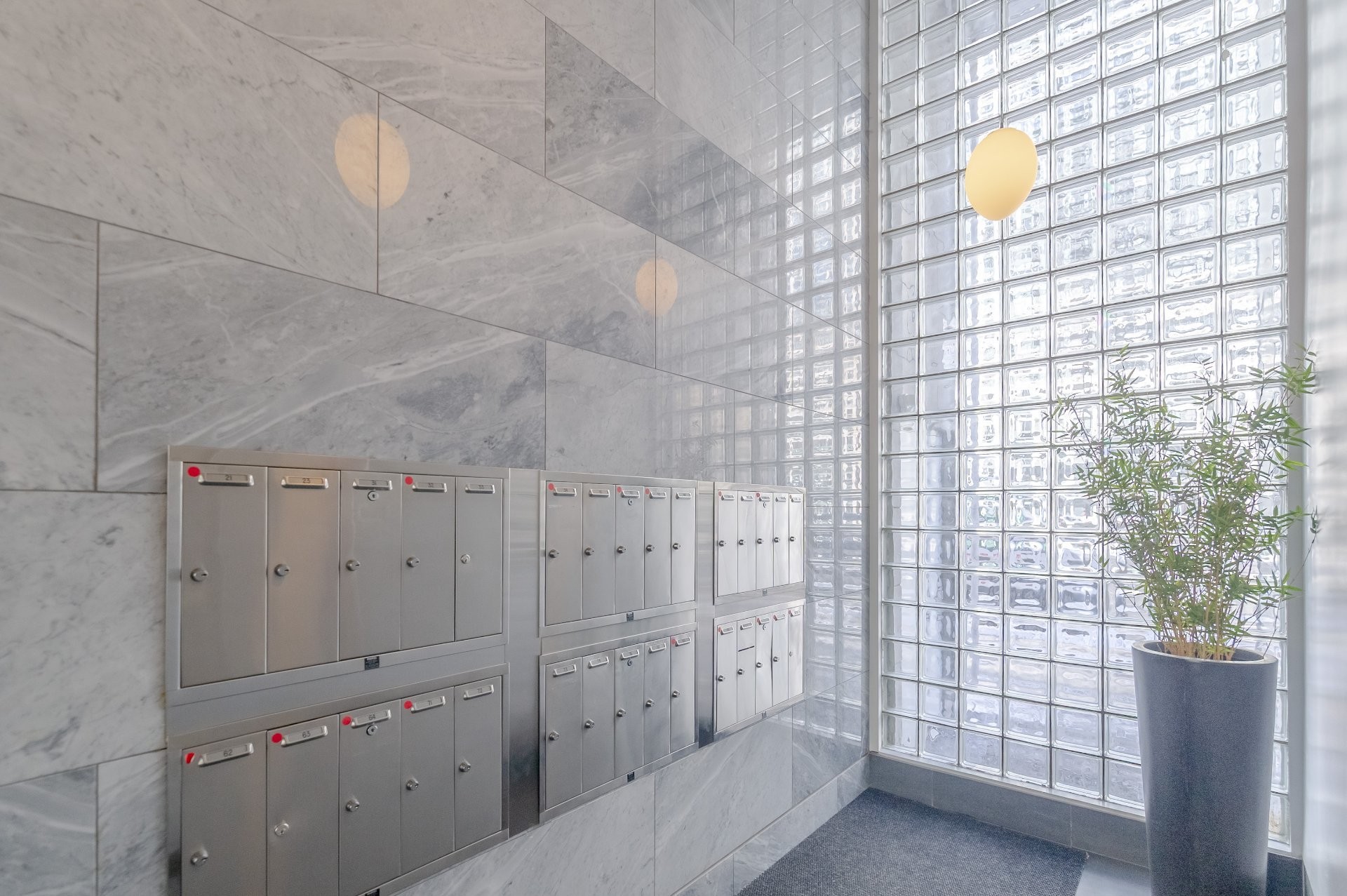 









38


Rue McGill

, 74,
Montréal (Ville-Marie),




QC
H2Y4B5

