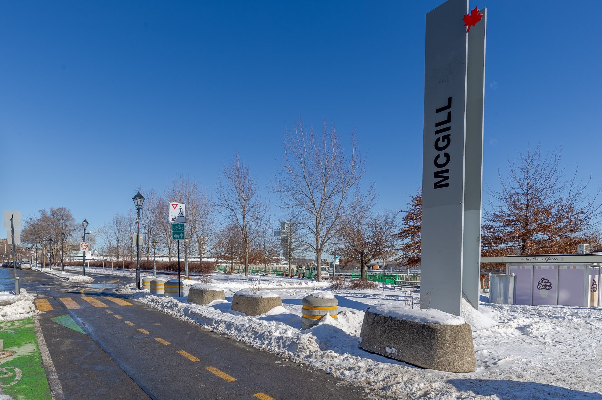 









38


Rue McGill

, 74,
Montréal (Ville-Marie),




QC
H2Y4B5

