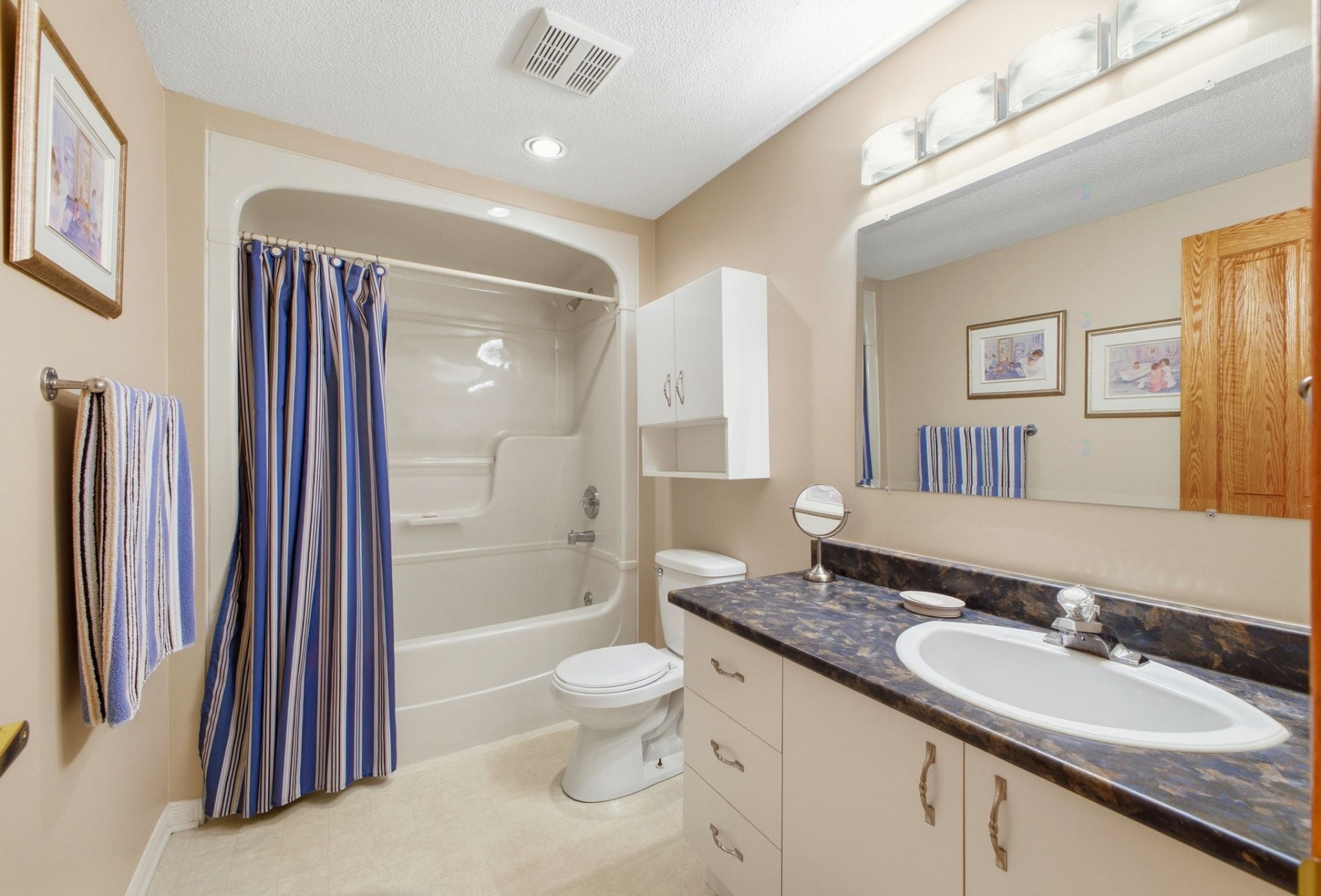 









240


Ch. Ste-Élisabeth

,
Cantley,




QC
J8V3G5

