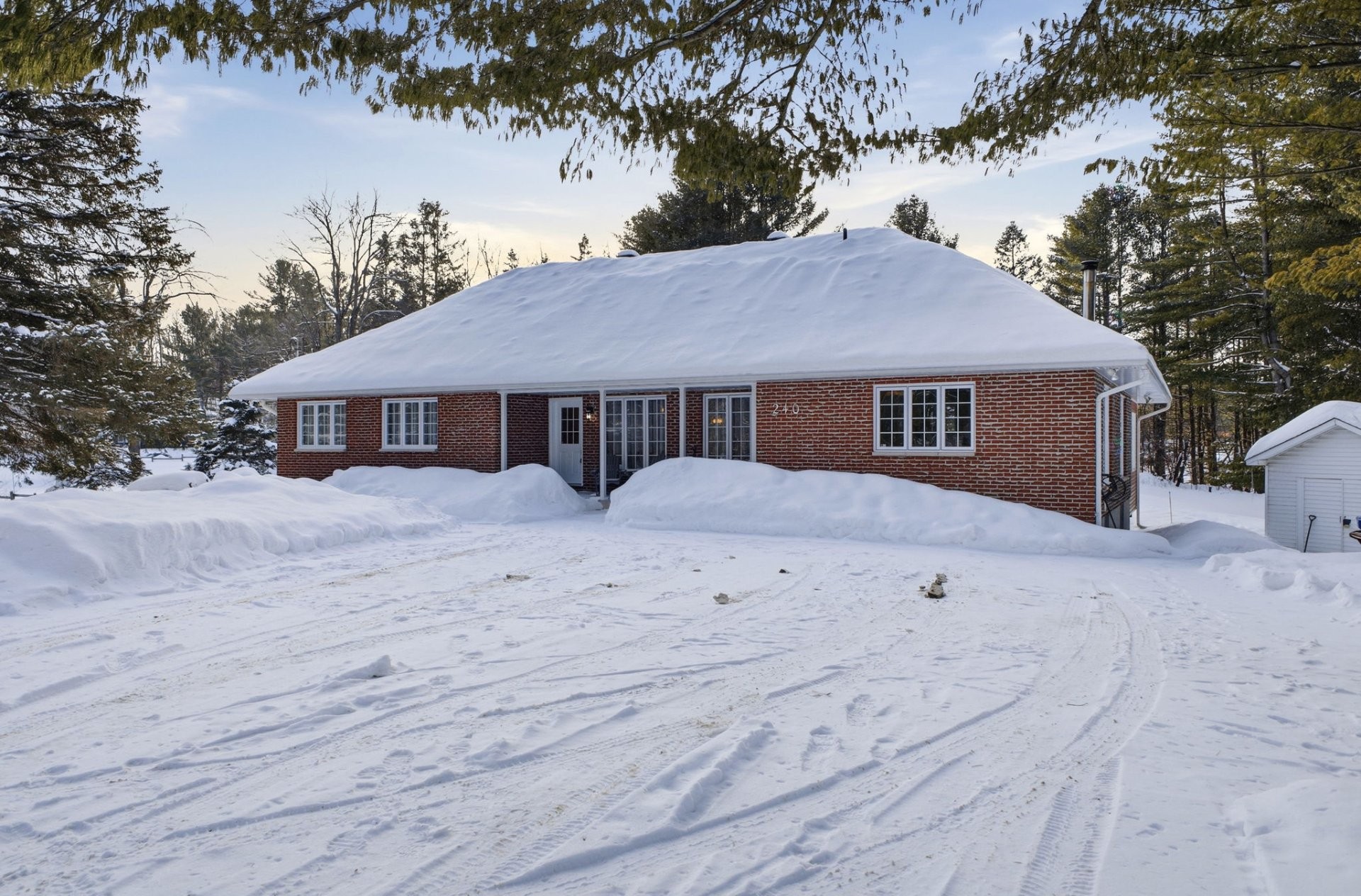 









240


Ch. Ste-Élisabeth

,
Cantley,




QC
J8V3G5

