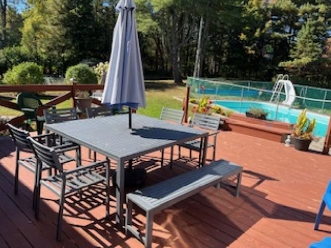 









240


Ch. Ste-Élisabeth

,
Cantley,




QC
J8V3G5

