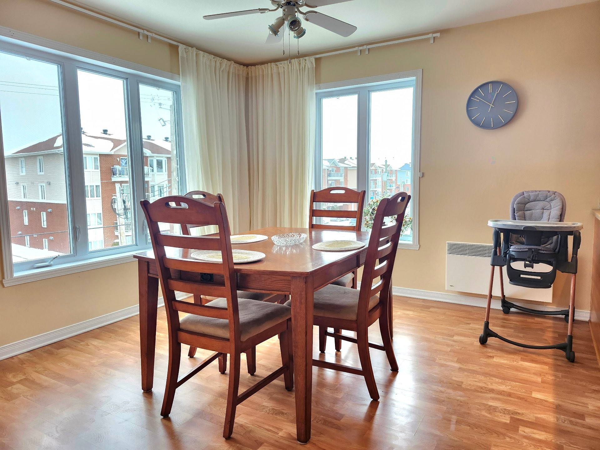 









2308


Rue Racine

, 304,
Longueuil (Saint-Hubert),




QC
J3G0A6

