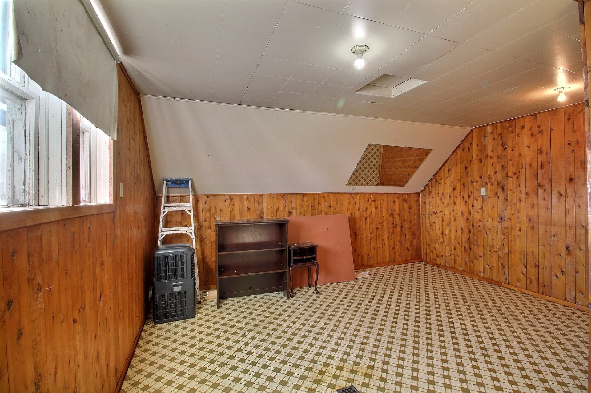 









881

 - 883


Ch. du Lac

,
Sainte-Anne-de-la-Rochelle,







QC
J0E2B0

