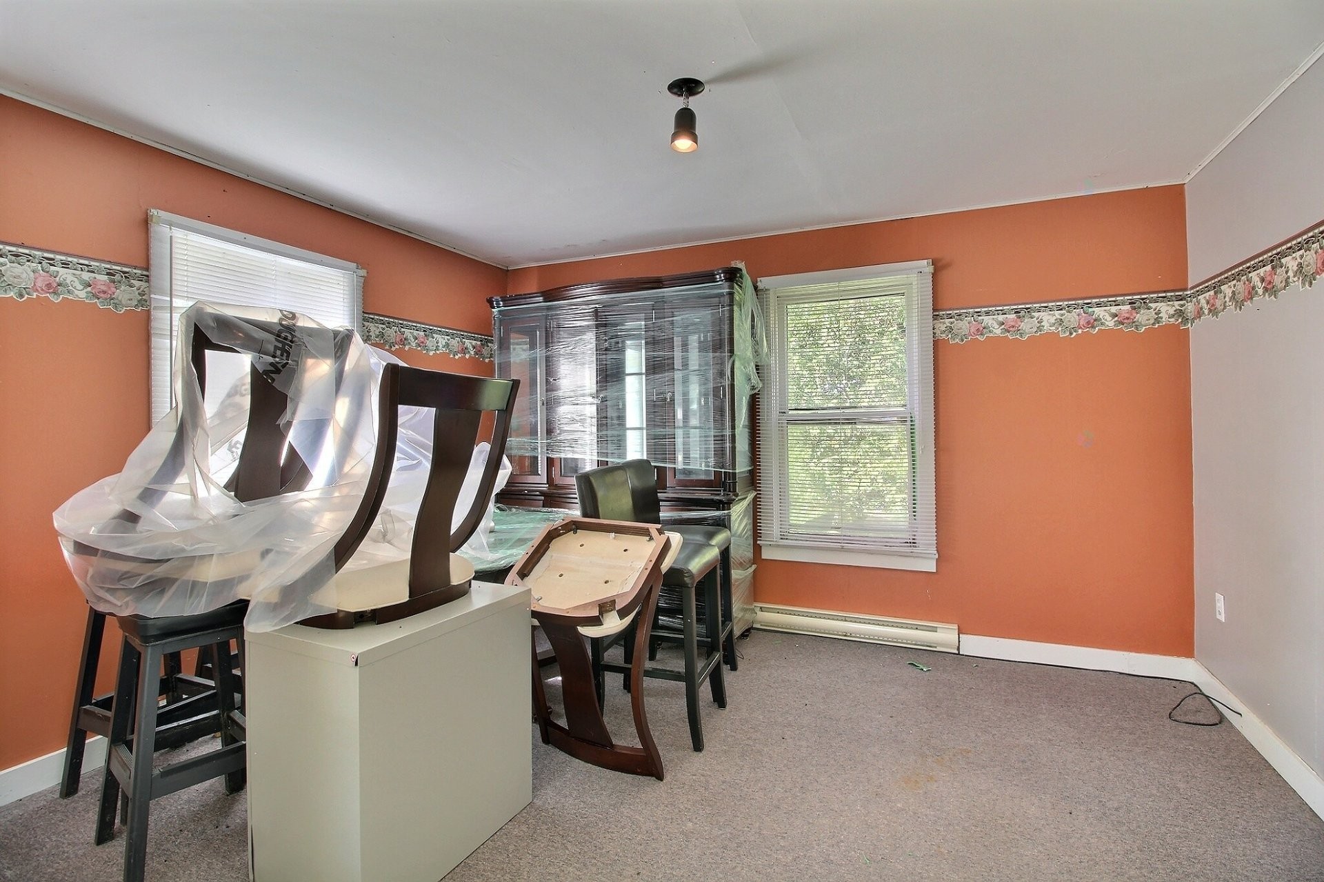 









881

 - 883


Ch. du Lac

,
Sainte-Anne-de-la-Rochelle,







QC
J0E2B0

