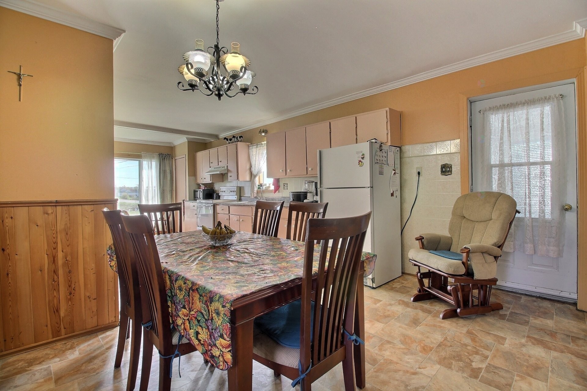 









881

 - 883


Ch. du Lac

,
Sainte-Anne-de-la-Rochelle,







QC
J0E2B0

