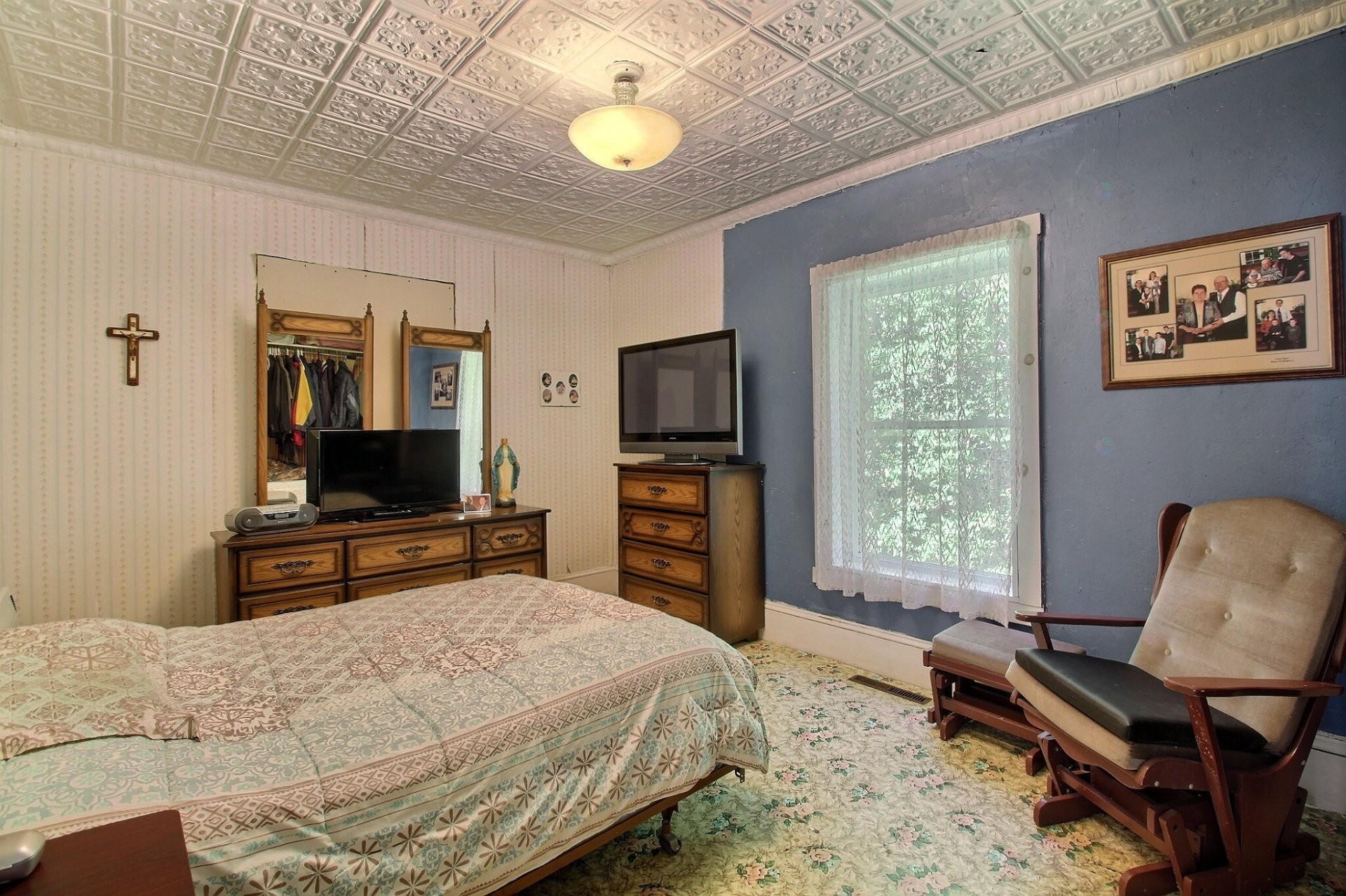 









881

 - 883


Ch. du Lac

,
Sainte-Anne-de-la-Rochelle,







QC
J0E2B0

