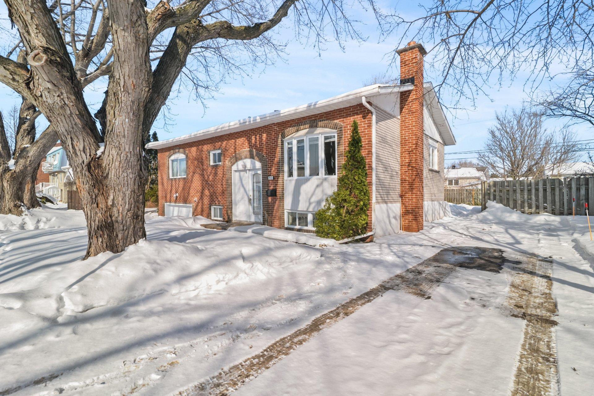 









2401


Rue Joliette

,
Longueuil (Le Vieux-Longueuil),




QC
J4L2M8

