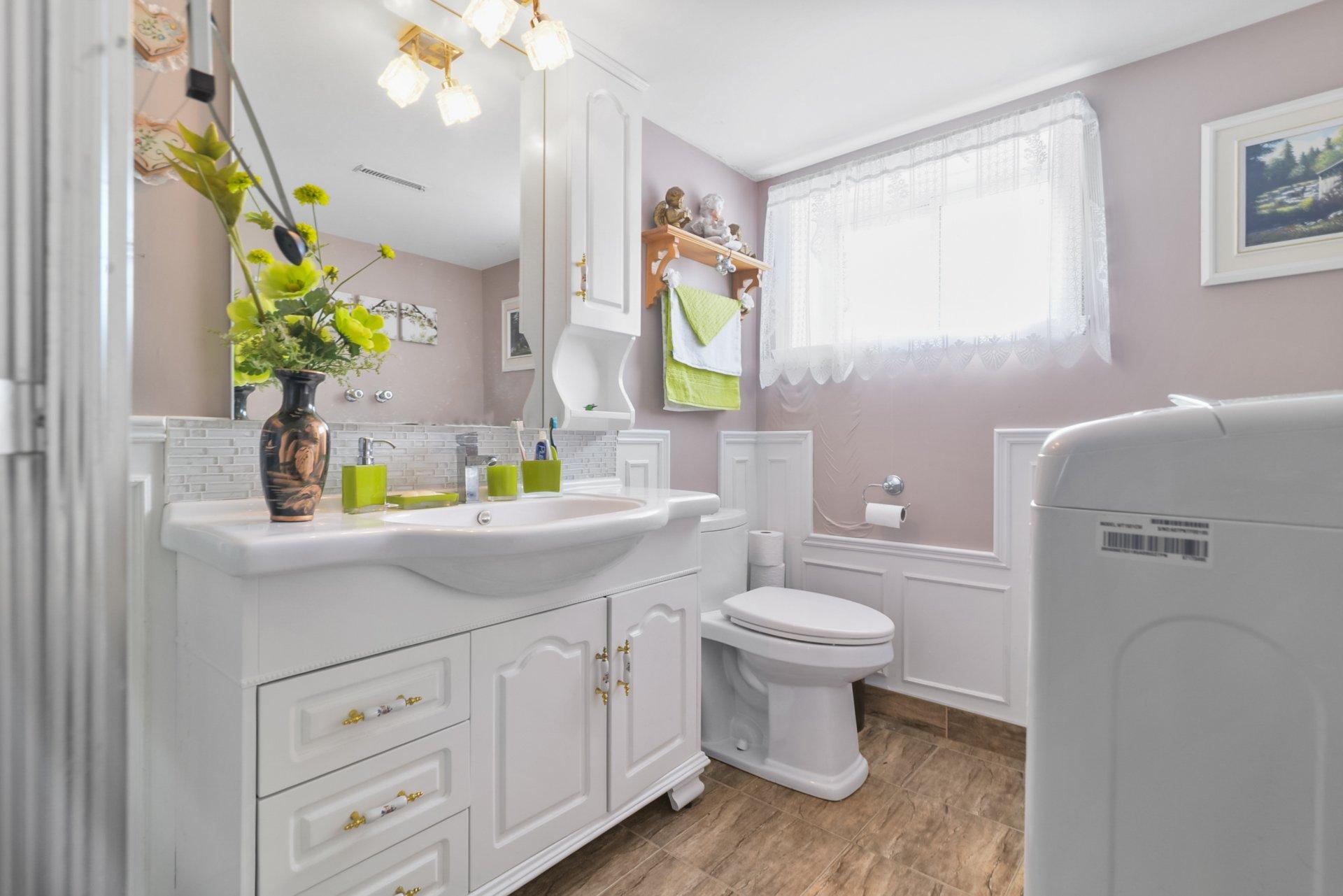 









2401


Rue Joliette

,
Longueuil (Le Vieux-Longueuil),




QC
J4L2M8

