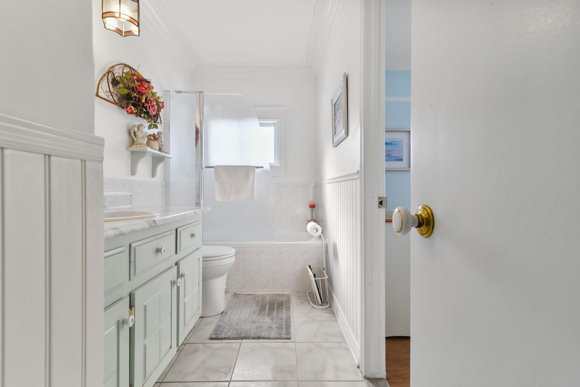 









2401


Rue Joliette

,
Longueuil (Le Vieux-Longueuil),




QC
J4L2M8

