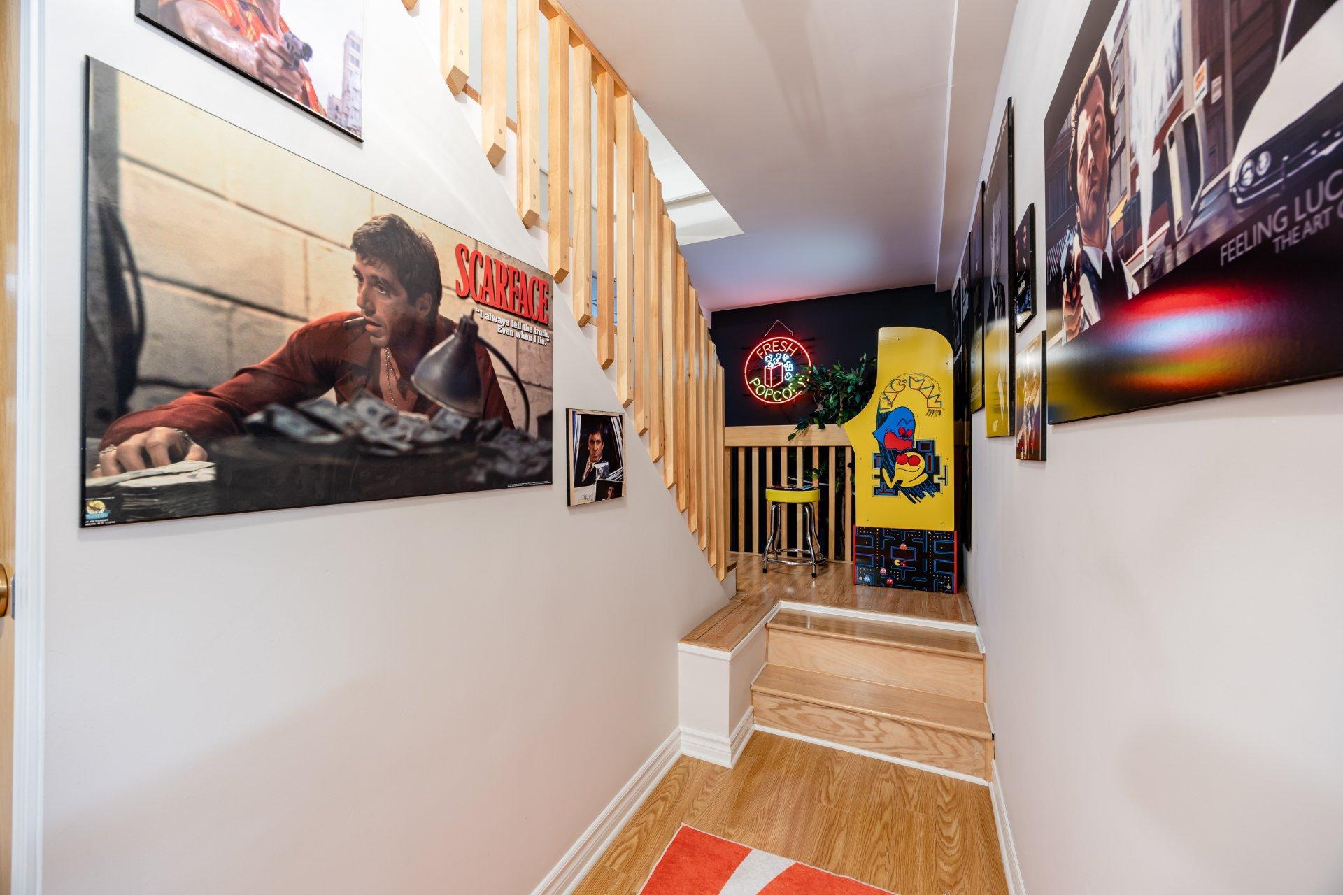 









10596

 - 10598


Rue St-Denis

,
Montréal (Ahuntsic-Cartierville),




QC
H3L2J3

