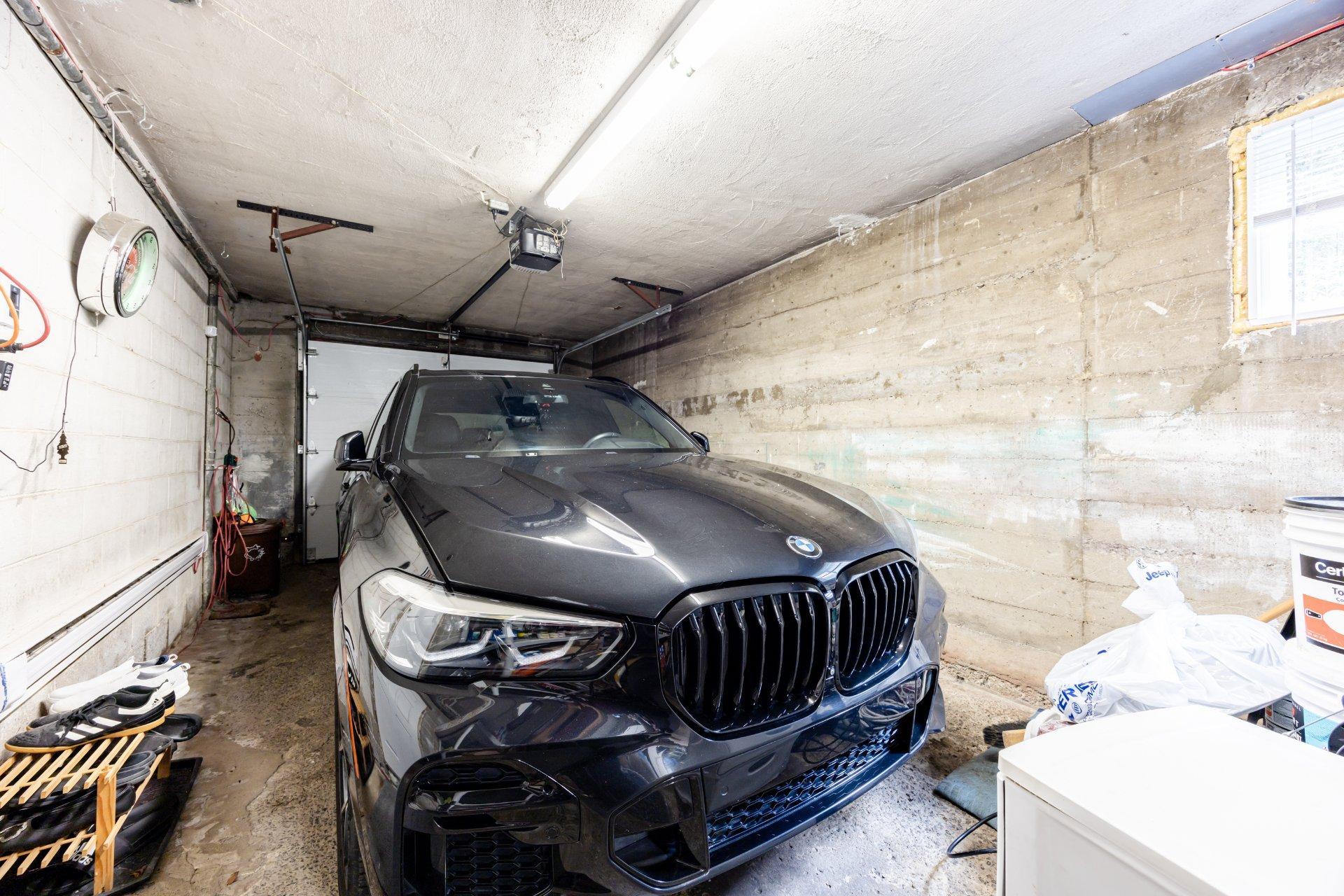 









10596

 - 10598


Rue St-Denis

,
Montréal (Ahuntsic-Cartierville),




QC
H3L2J3

