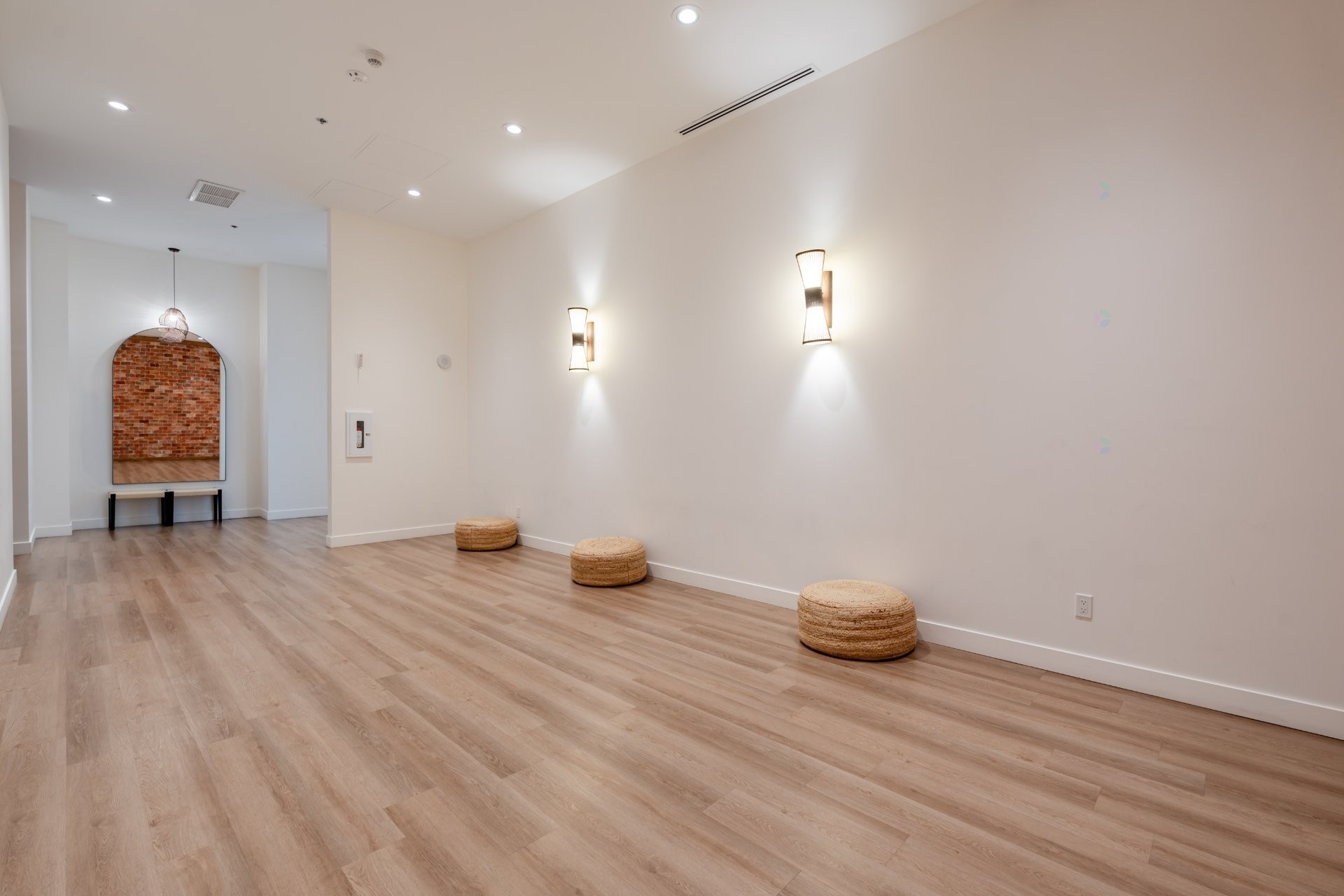 









1001


Rue Lucien-L'Allier

, 4410,
Montréal (Ville-Marie),




QC
H3G0G7

