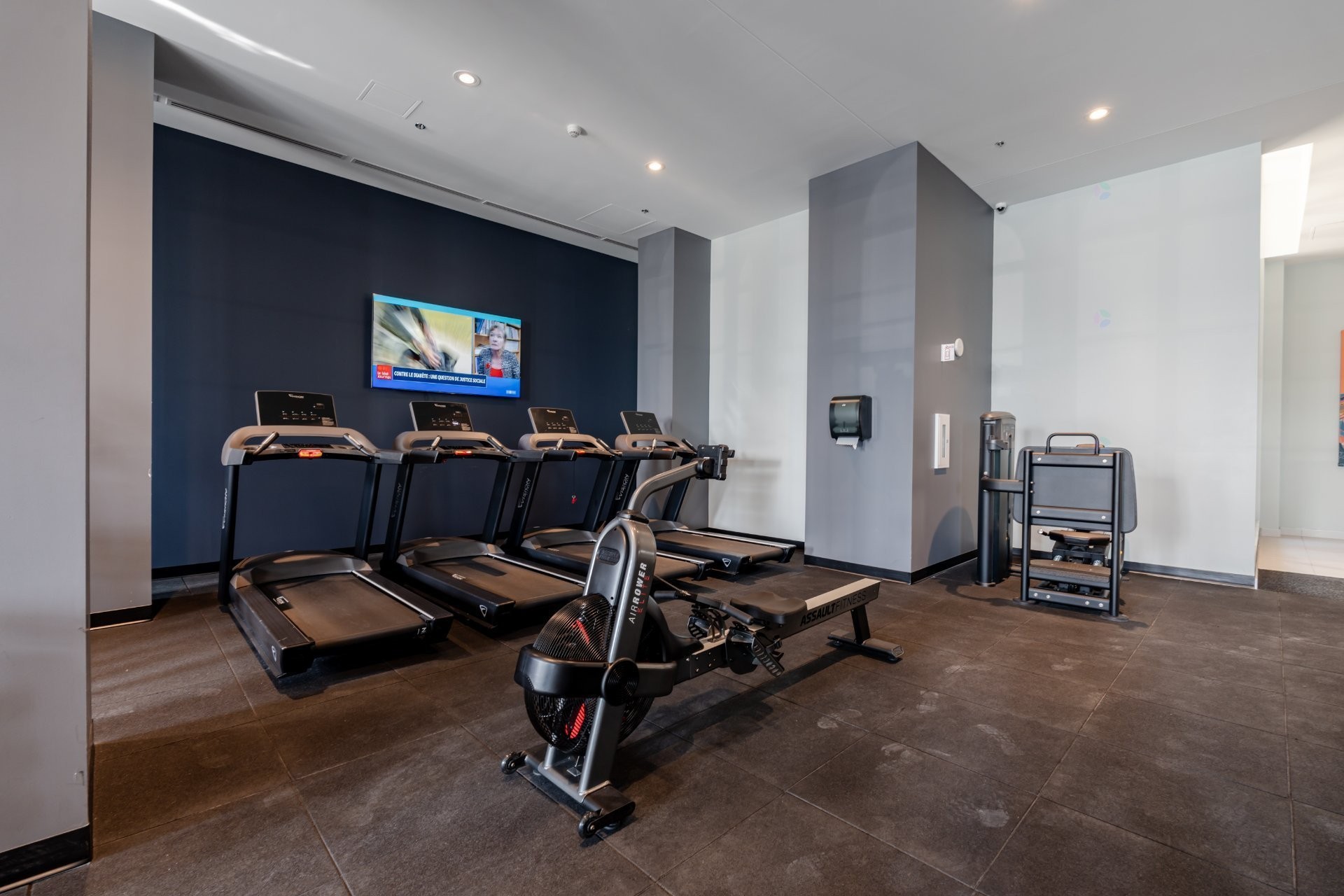 









1001


Rue Lucien-L'Allier

, 4410,
Montréal (Ville-Marie),




QC
H3G0G7

