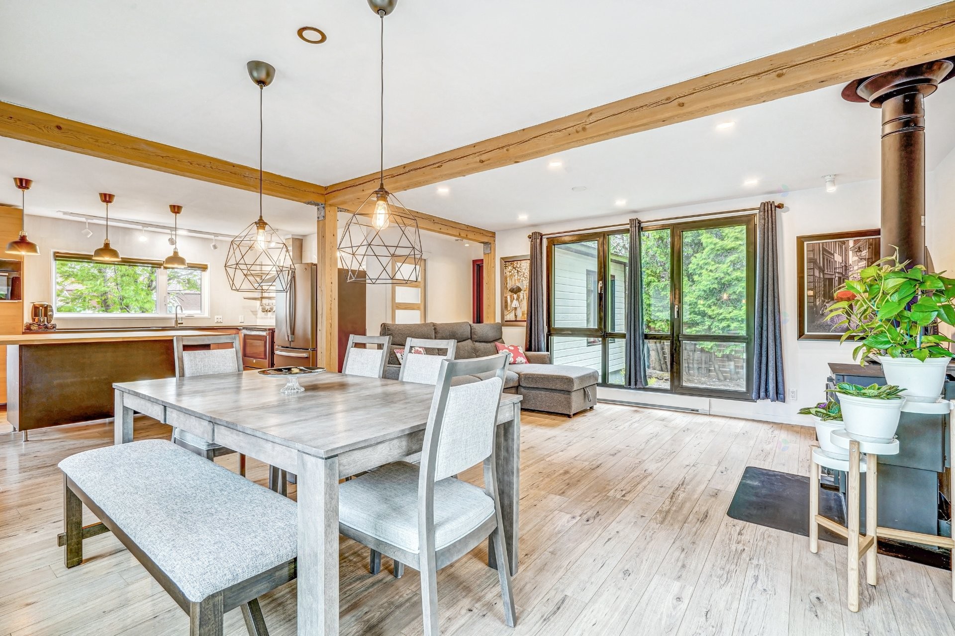 









1820


Boul. Rodrigue

,
Sainte-Marie-Madeleine,




QC
J0H1S0

