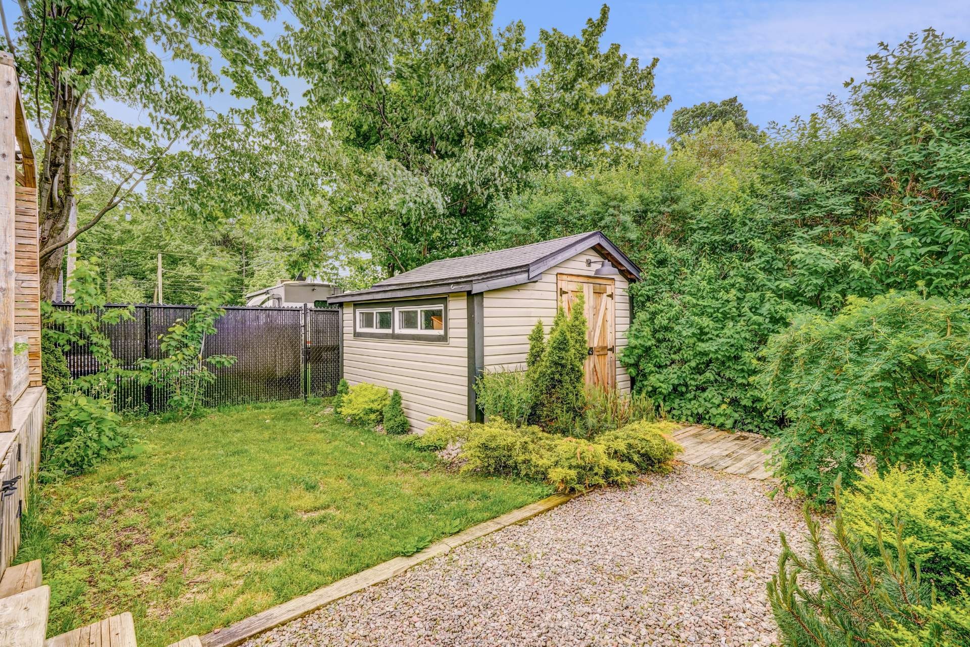 









1820


Boul. Rodrigue

,
Sainte-Marie-Madeleine,




QC
J0H1S0

