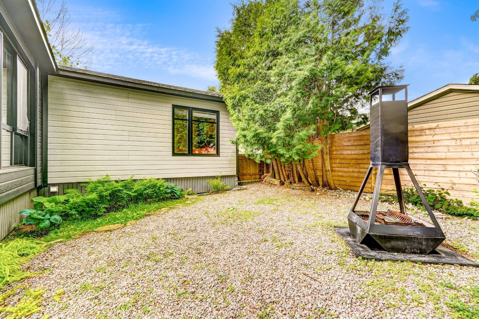 









1820


Boul. Rodrigue

,
Sainte-Marie-Madeleine,




QC
J0H1S0

