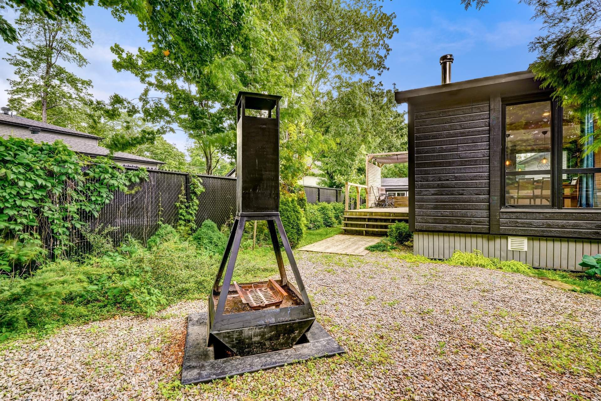 









1820


Boul. Rodrigue

,
Sainte-Marie-Madeleine,




QC
J0H1S0

