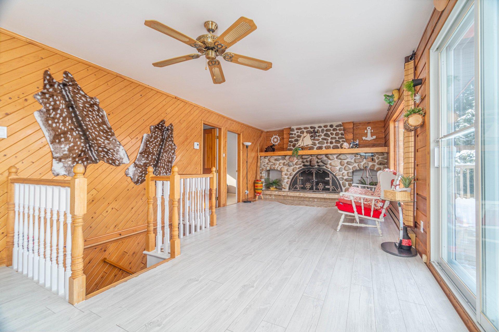 









254


Ch. du Lac-du-Gros-Brochet

,
L'Ascension,




QC
J0T1W0

