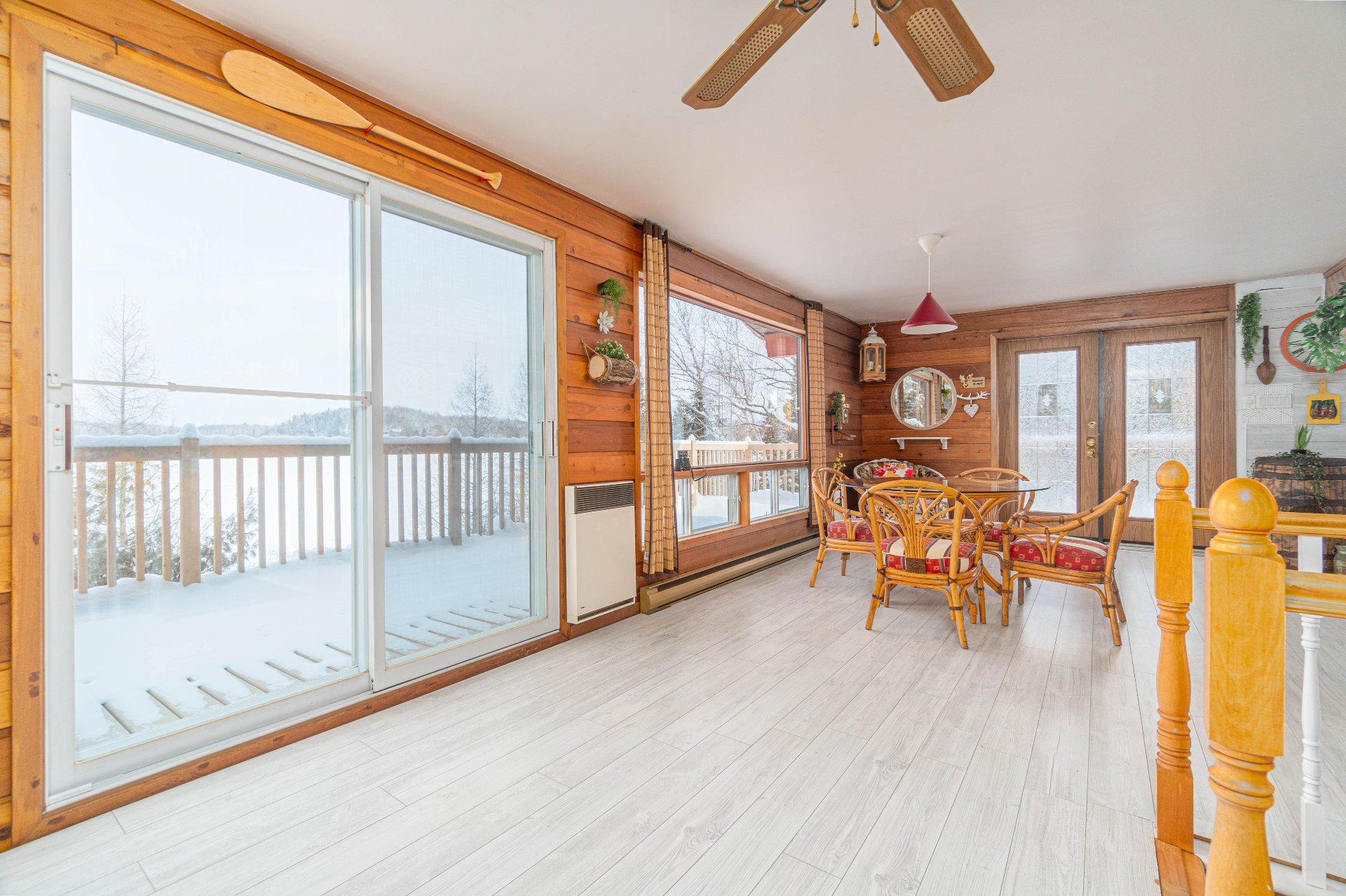 









254


Ch. du Lac-du-Gros-Brochet

,
L'Ascension,




QC
J0T1W0

