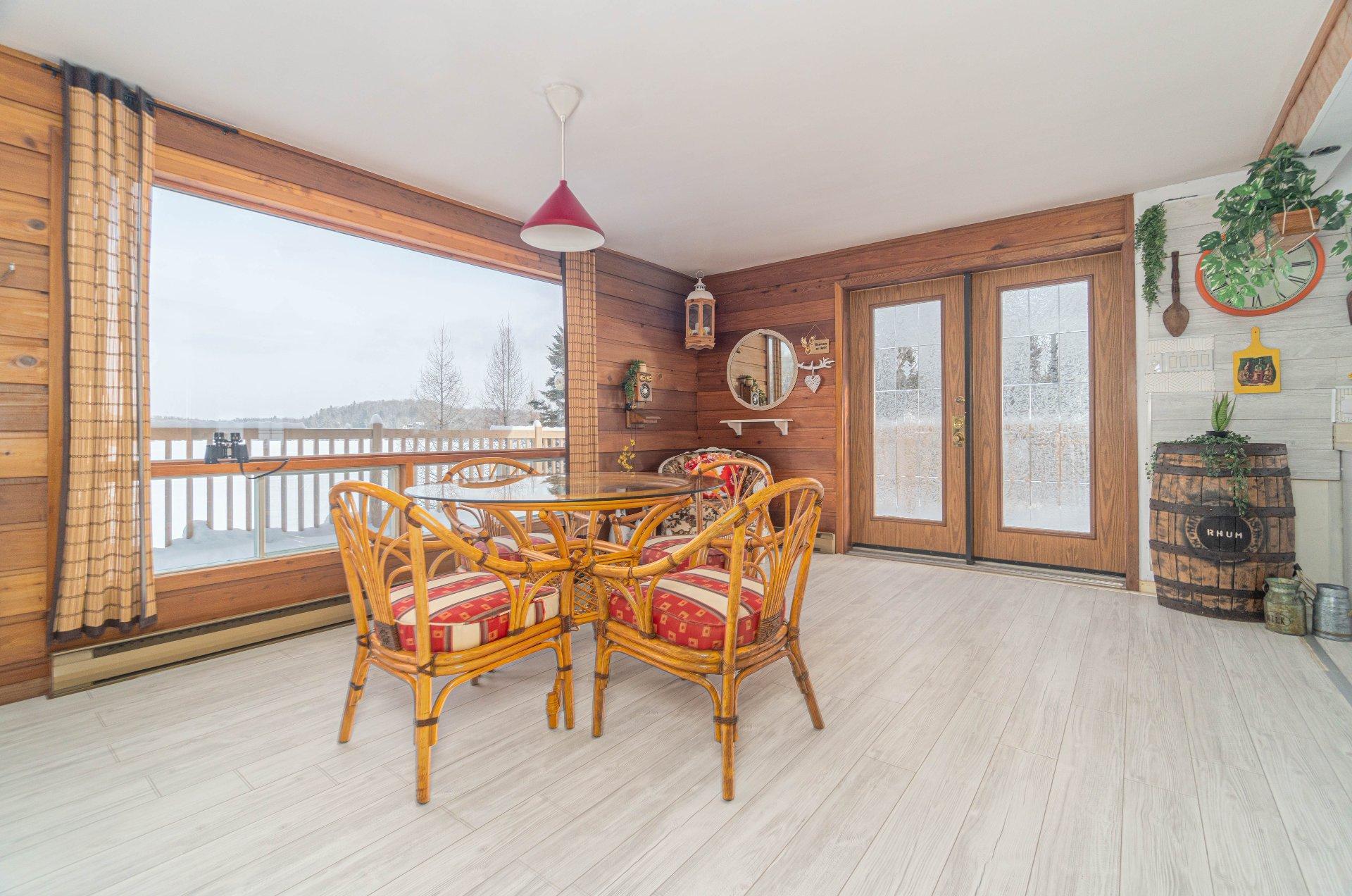 









254


Ch. du Lac-du-Gros-Brochet

,
L'Ascension,




QC
J0T1W0

