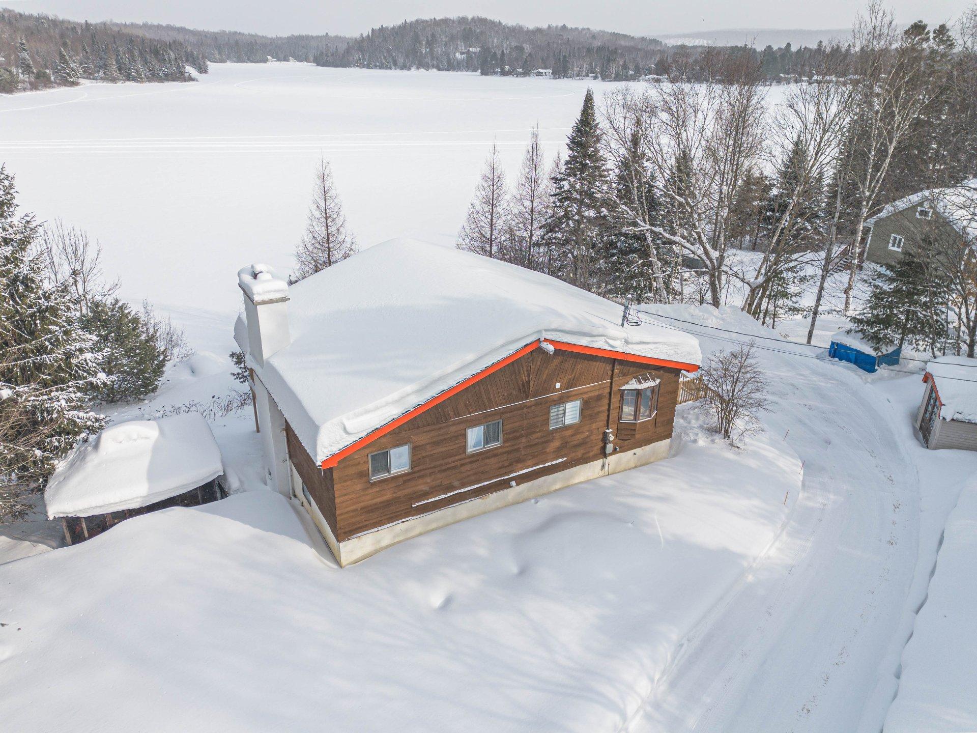 









254


Ch. du Lac-du-Gros-Brochet

,
L'Ascension,




QC
J0T1W0

